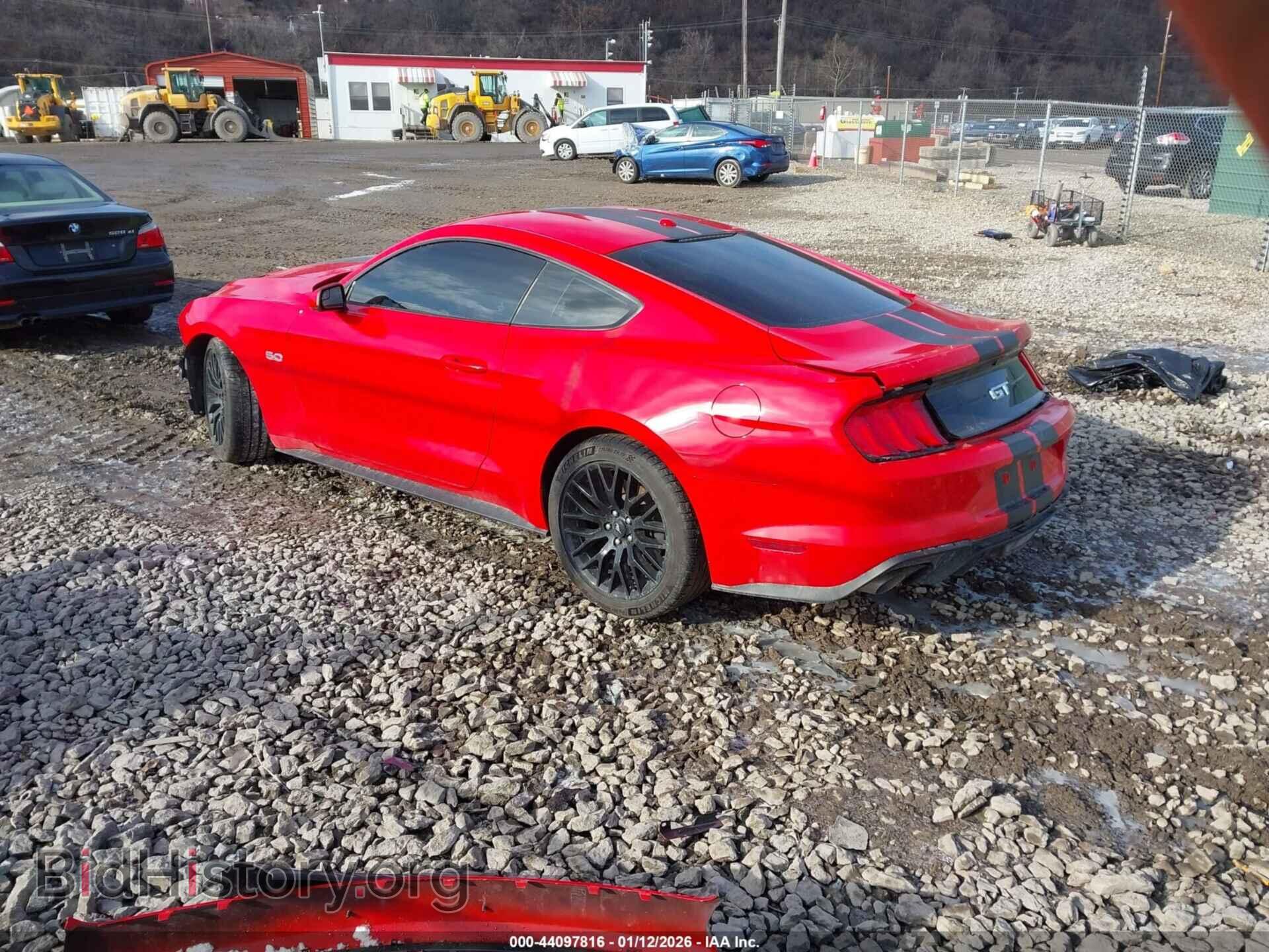 2019 FORD MUSTANG - VIN: 1FA6P8CF7K5133693 - Фото 3