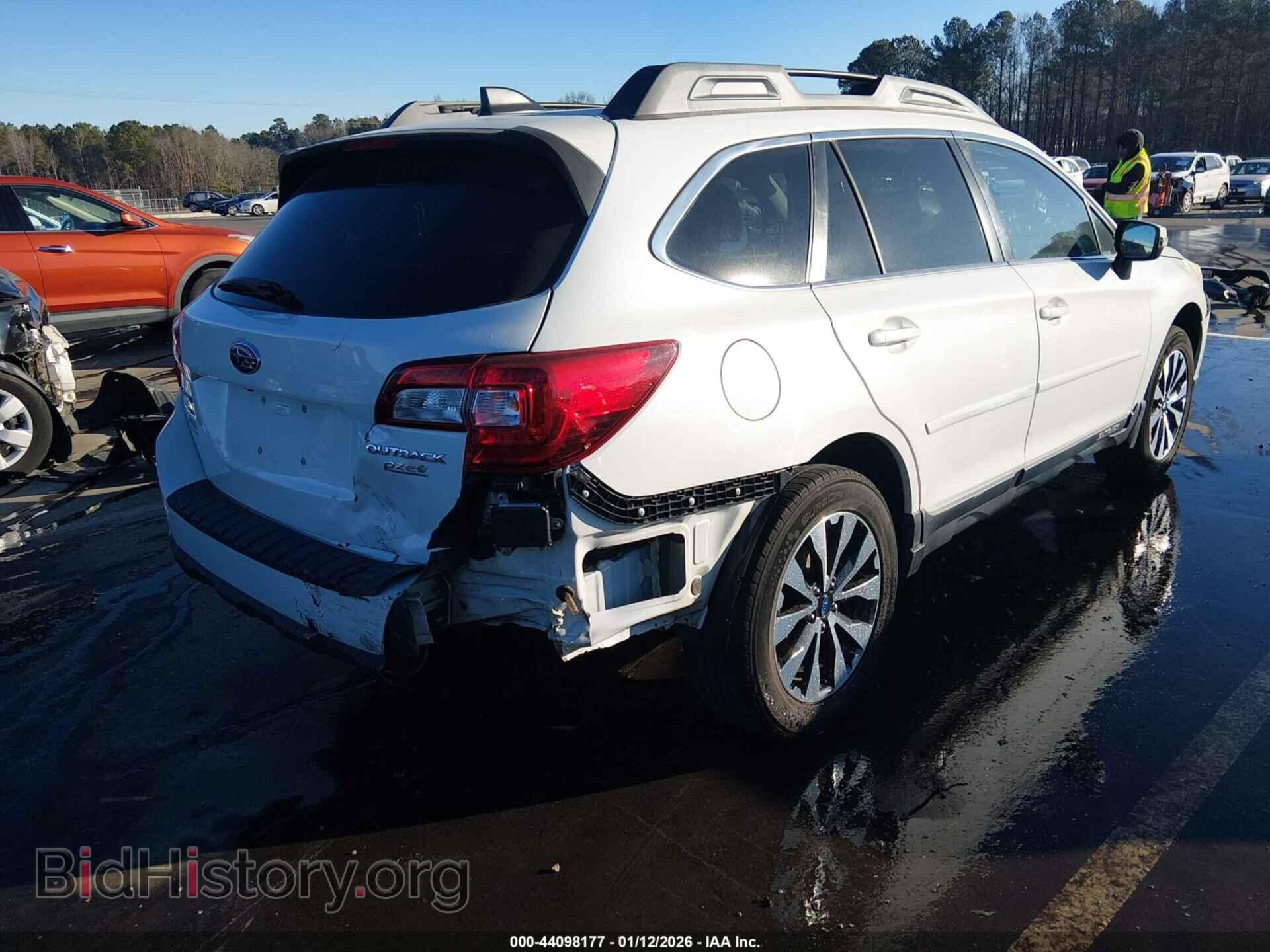 2017 SUBARU OUTBACK - VIN: 4S4BSANC2H3322382 - Фото 4