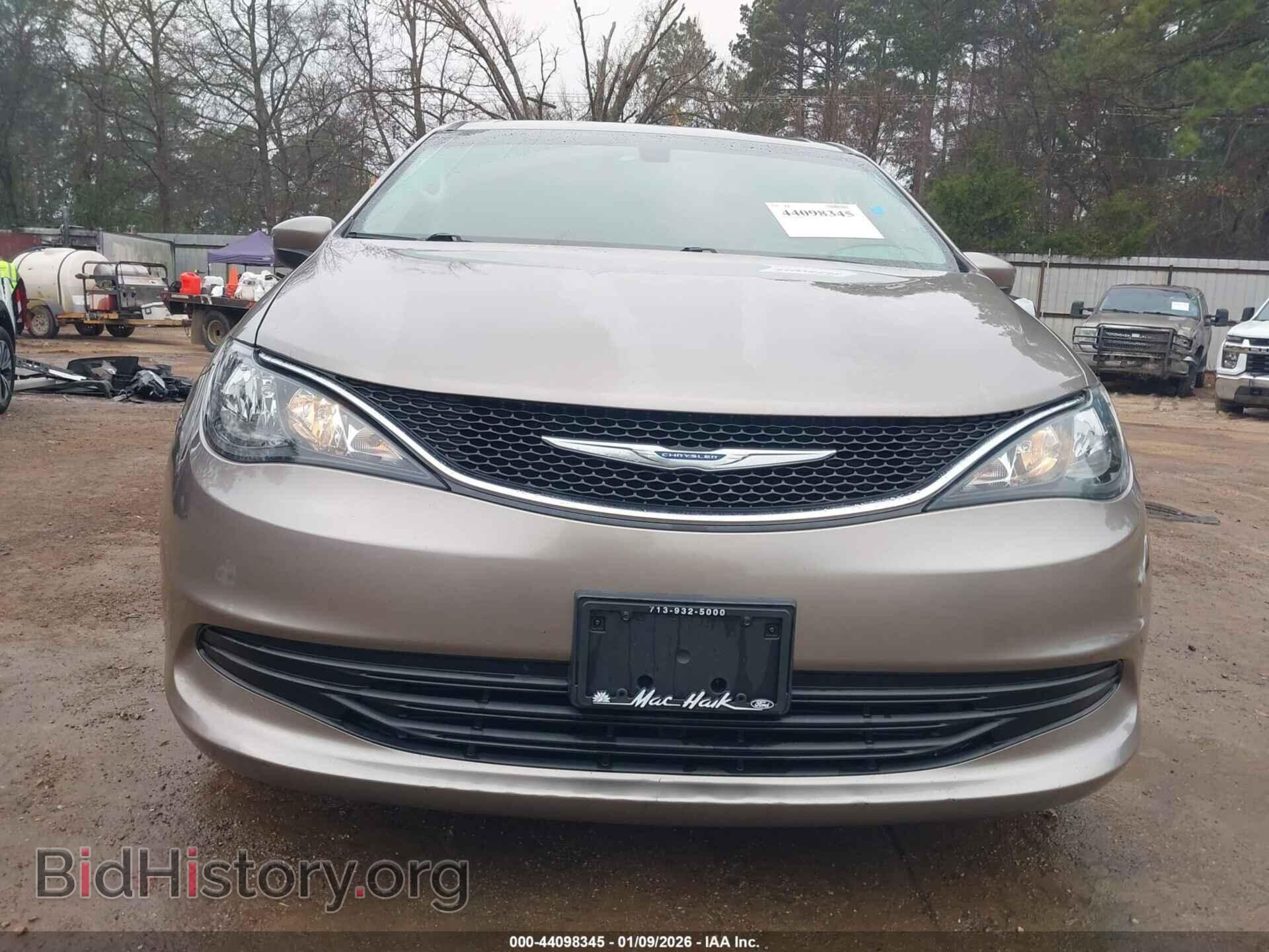 2017 CHRYSLER PACIFICA - VIN: 2C4RC1DGXHR550769 - Фото 12