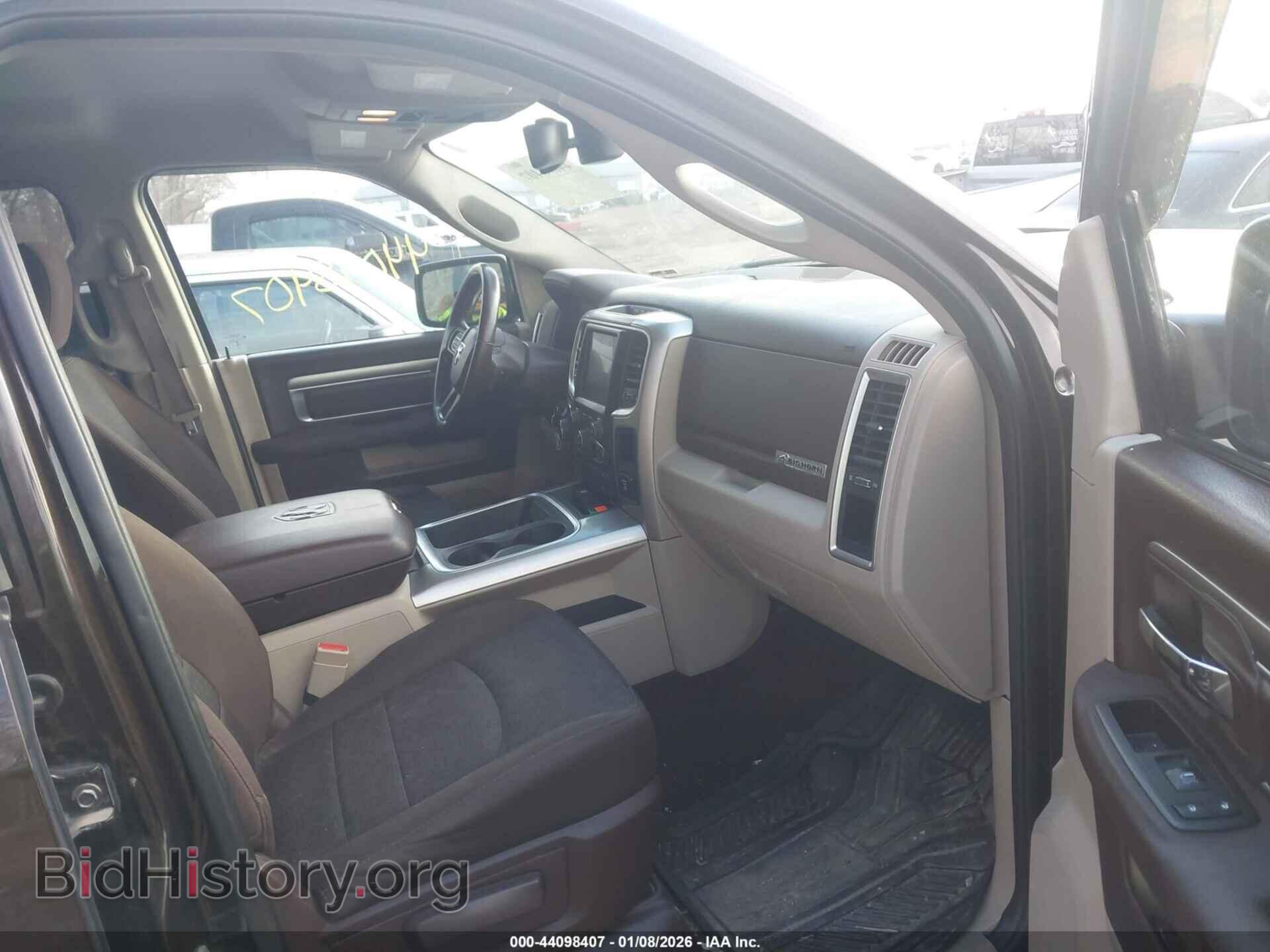 2016 RAM 1500 - VIN: 3C6RR7LTXGG214499 - Фото 5
