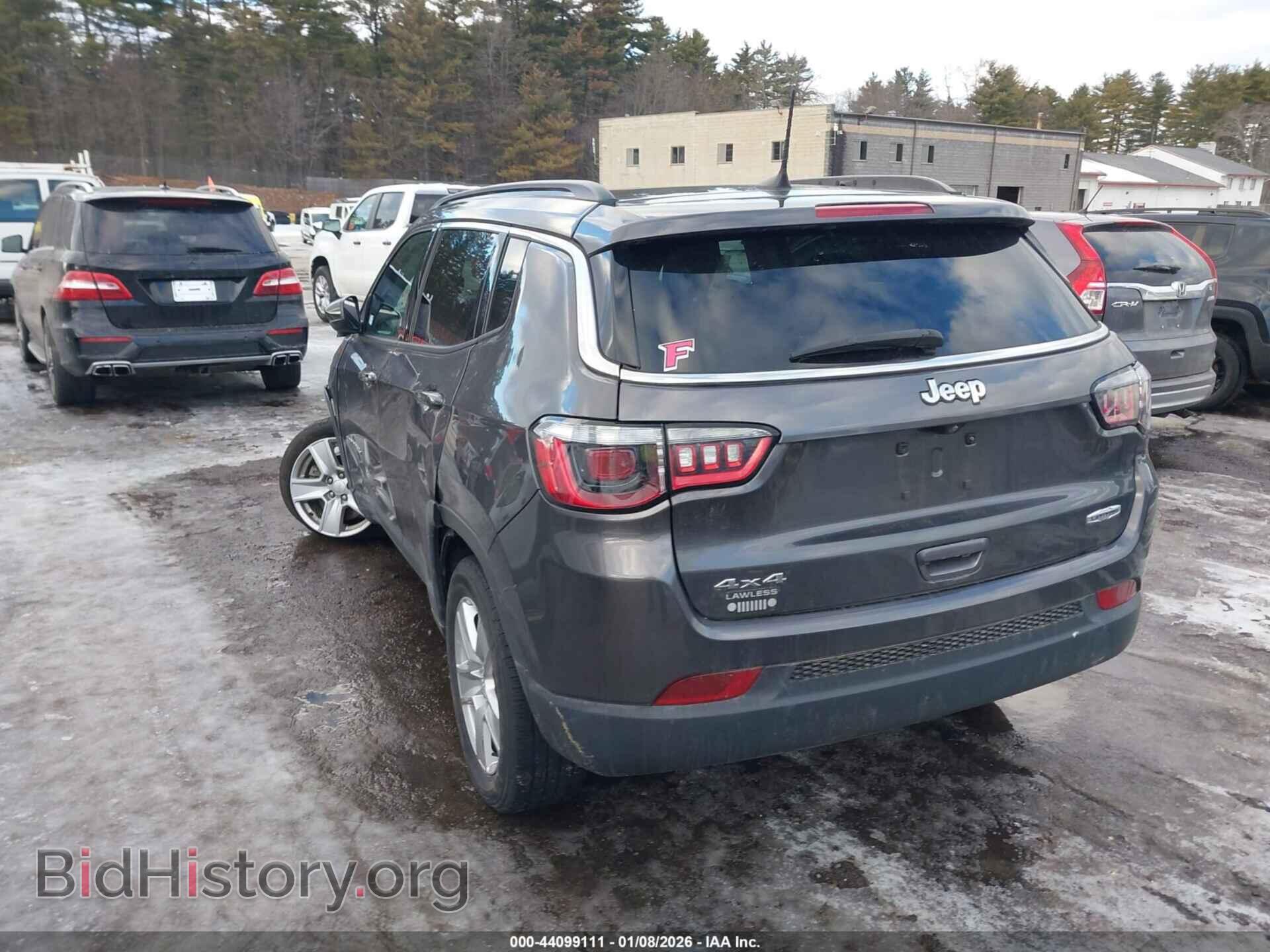 2022 JEEP COMPASS - VIN: 3C4NJDBB3NT100547 - Фото 3