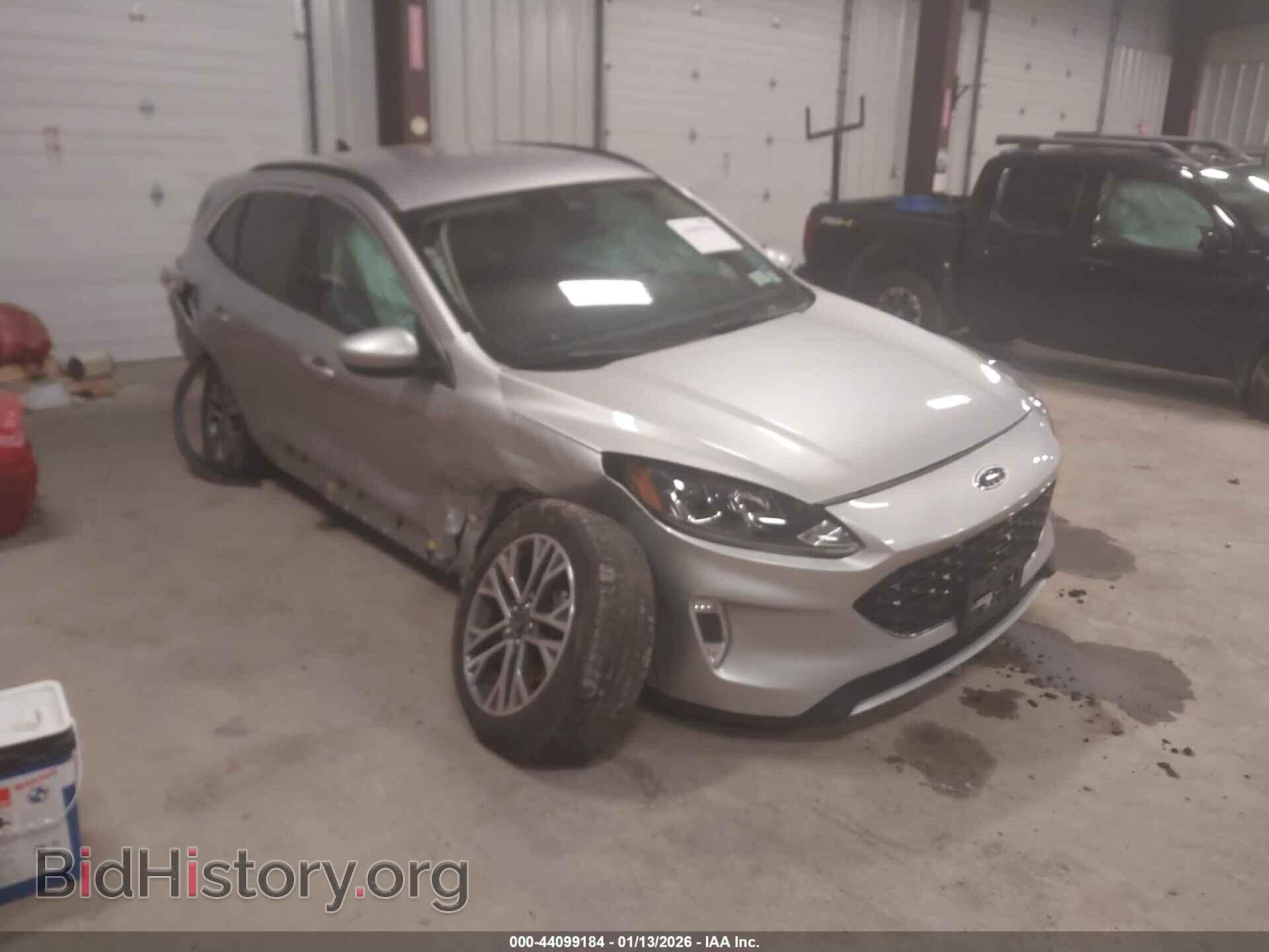 Photo 1FMCU9H61LUA27523 - FORD ESCAPE 2020