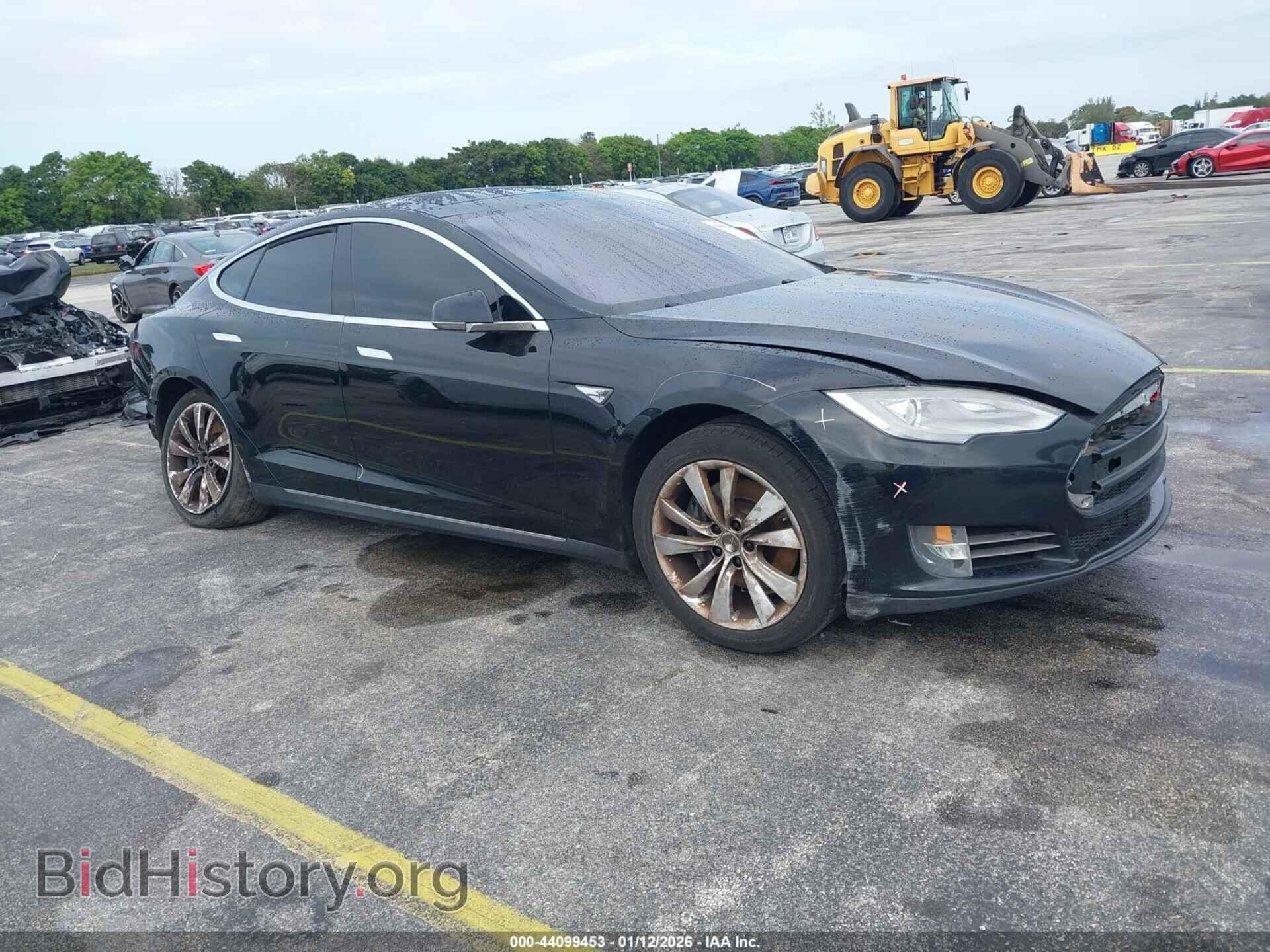 Фотография 5YJSA1DN0DFP12081 - TESLA MODEL S 2013
