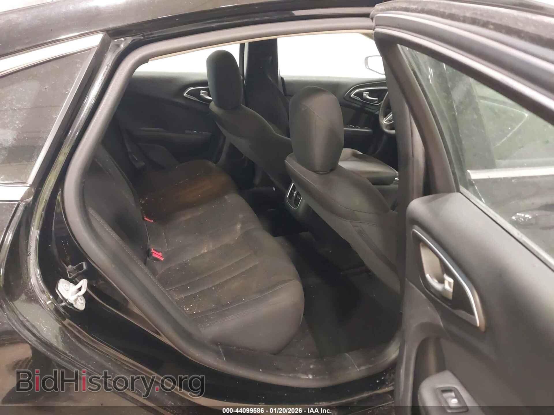 2016 CHRYSLER 200 - VIN: 1C3CCCAB2GN181190 - Фото 8