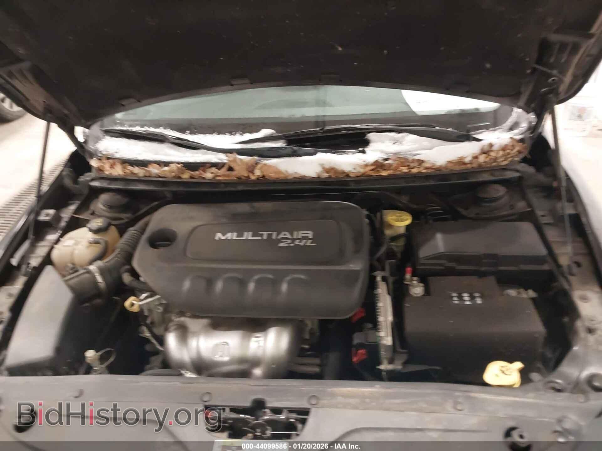 2016 CHRYSLER 200 - VIN: 1C3CCCAB2GN181190 - Фото 10