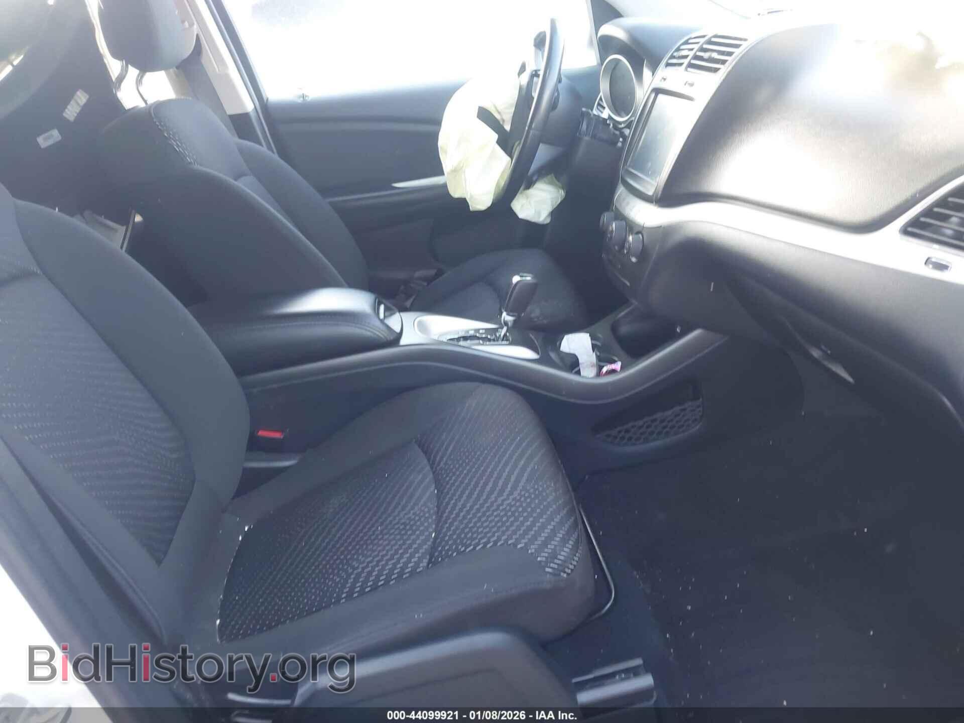 2019 DODGE JOURNEY - VIN: 3C4PDCBB0KT783930 - Фото 5