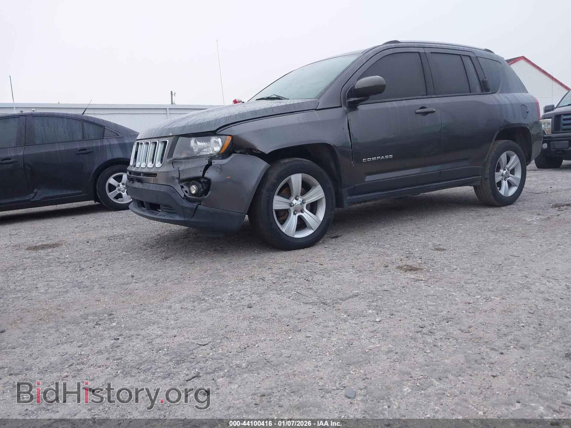 2017 JEEP COMPASS - VIN: 1C4NJDBBXHD100054 - Фото 2