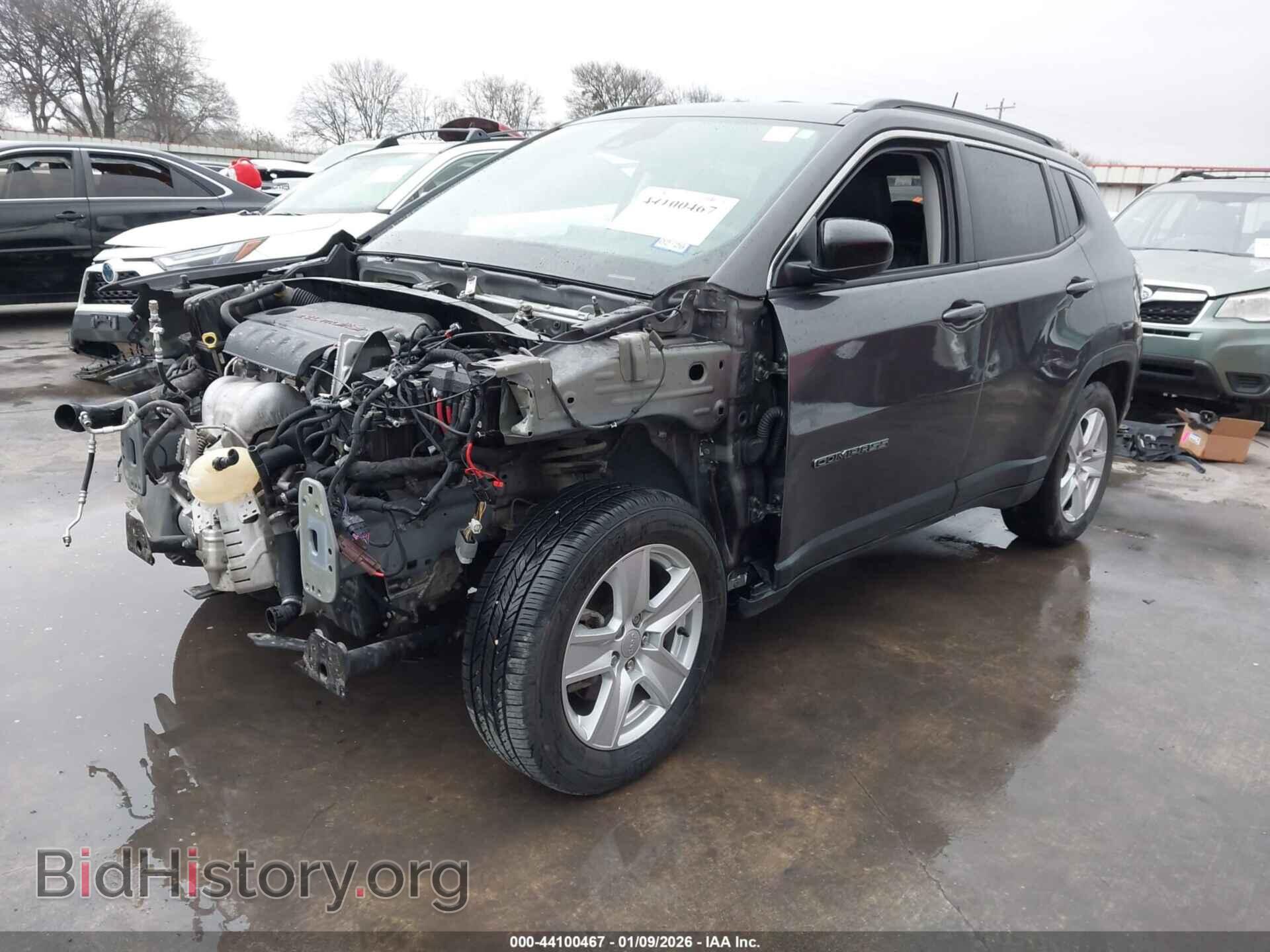 2022 JEEP COMPASS - VIN: 3C4NJCBB2NT156182 - Фото 2