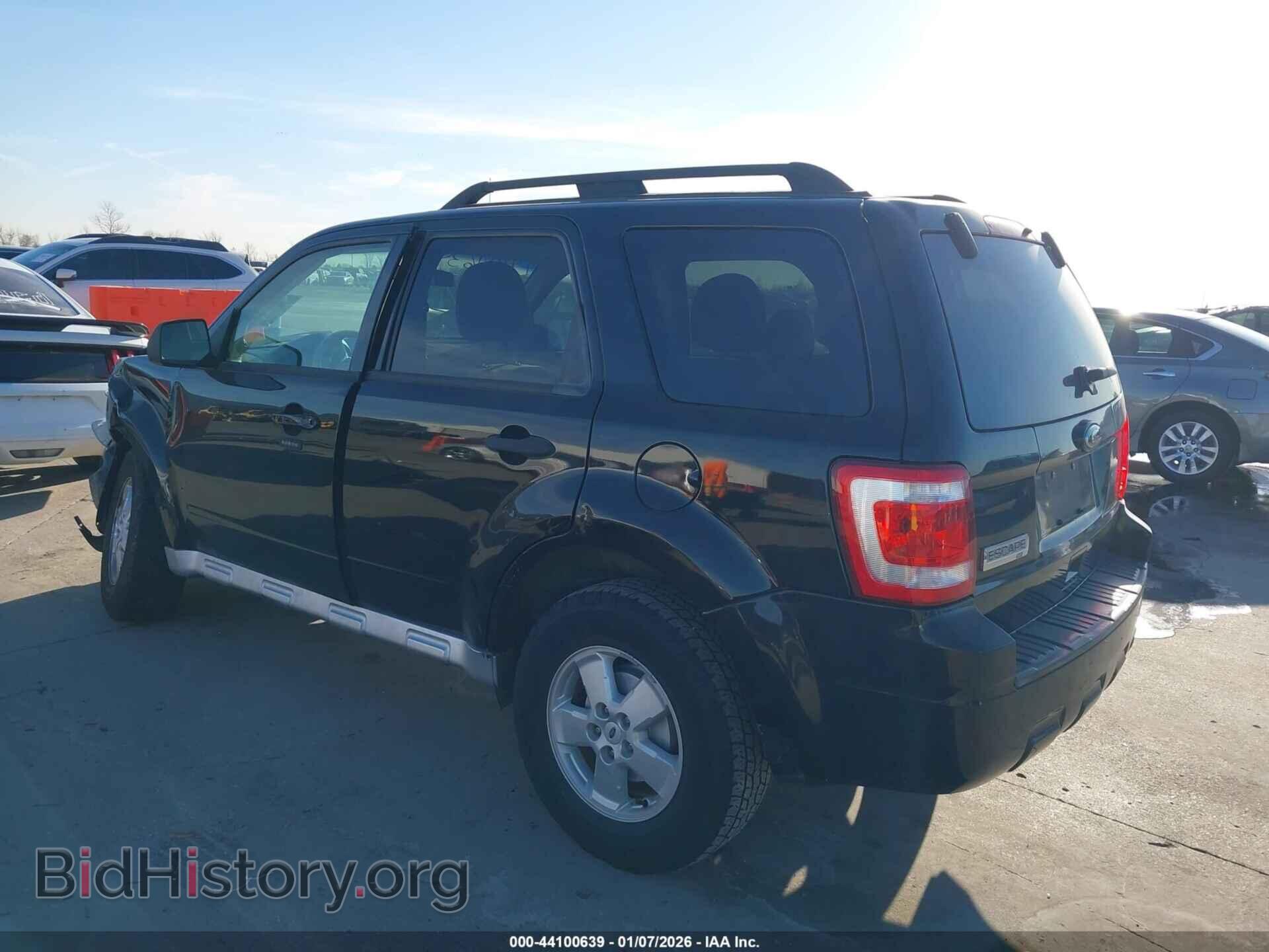 2010 FORD ESCAPE - VIN: 1FMCU0D77AKB54179 - Фото 3