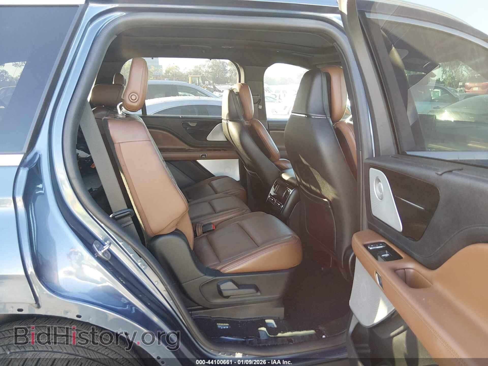 2020 LINCOLN AVIATOR - VIN: 5LM5J7XC7LGL24742 - Фото 8