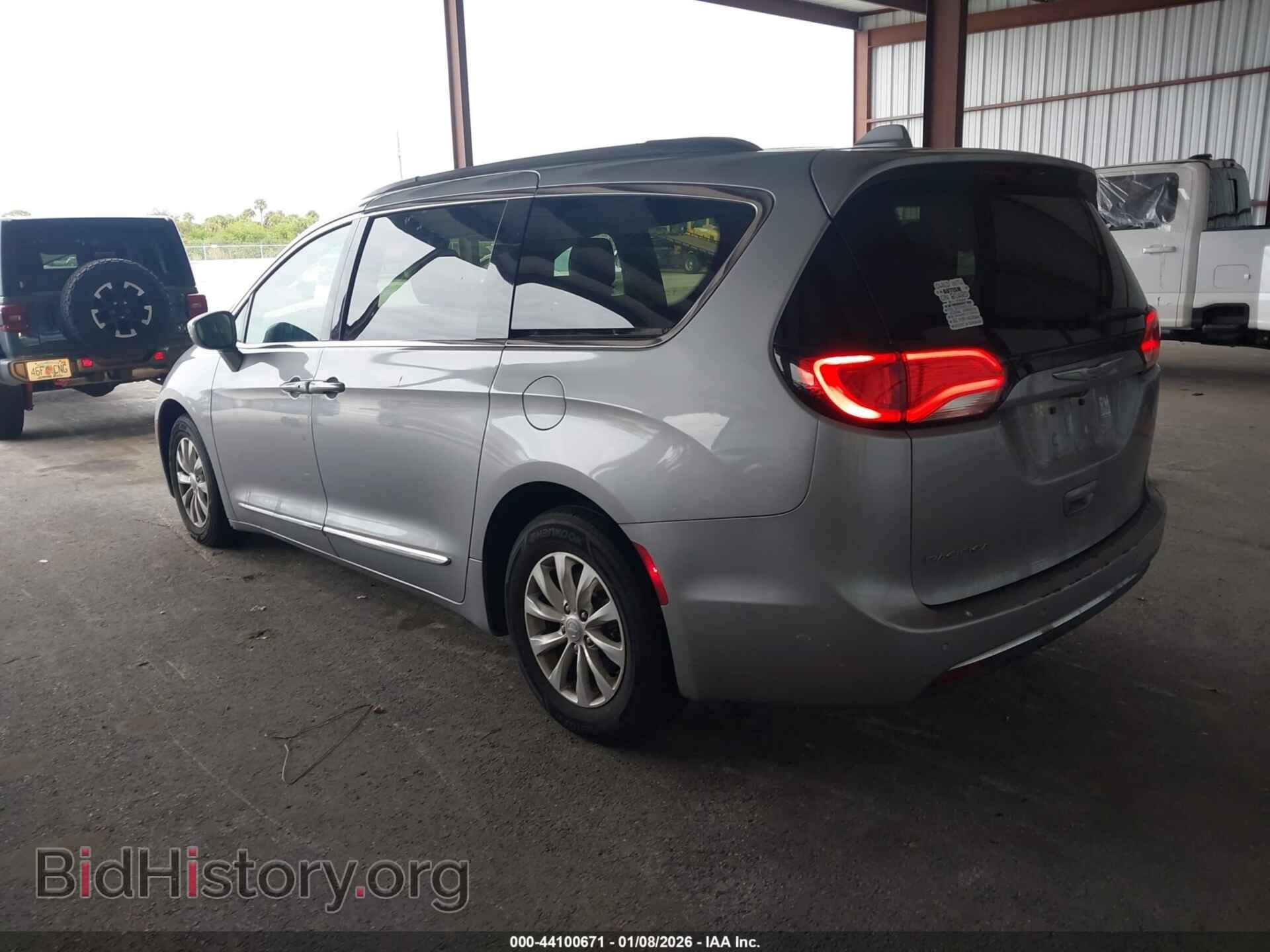 2017 CHRYSLER PACIFICA - VIN: 2C4RC1BG2HR515548 - Фото 3