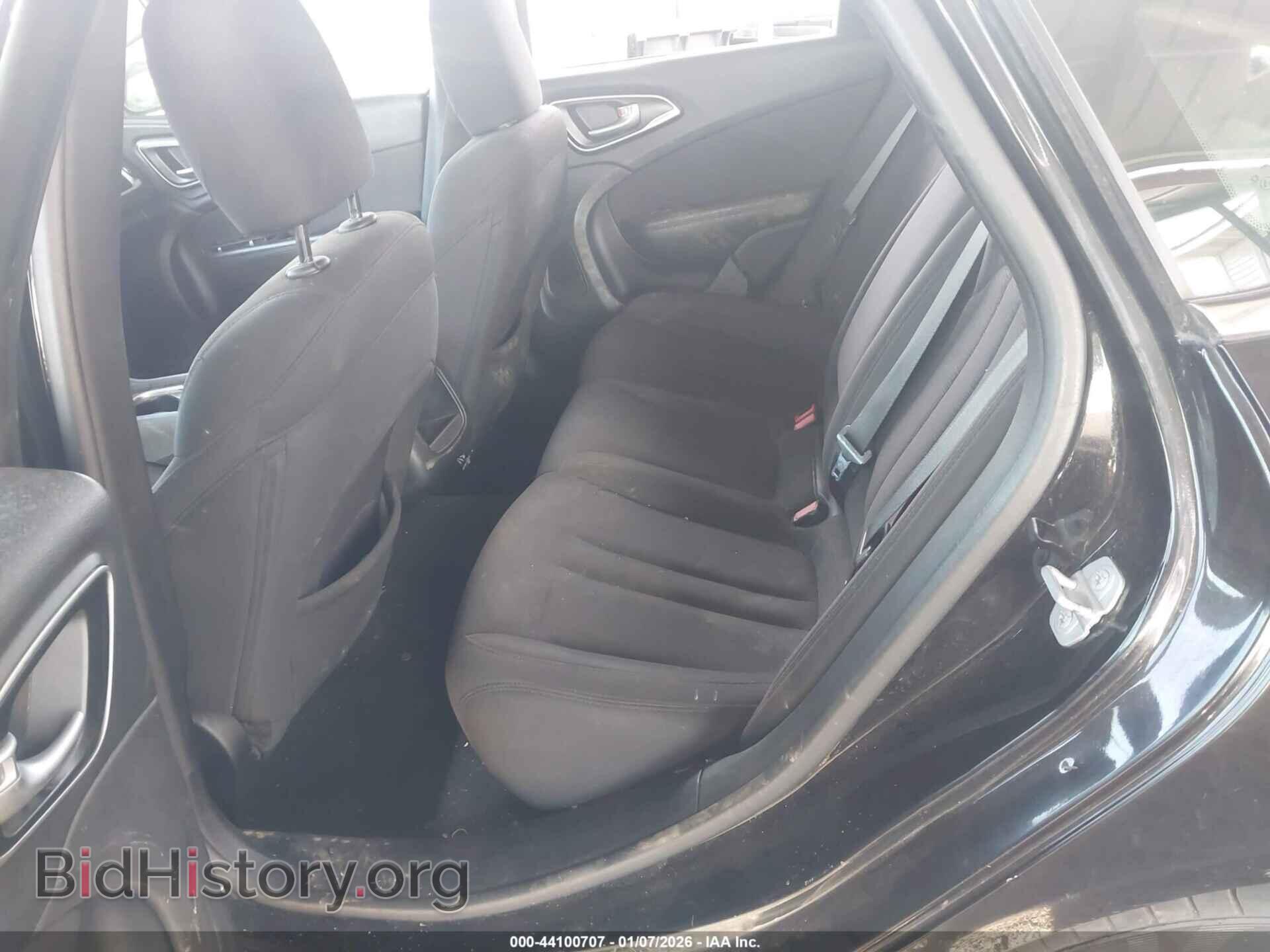 2015 CHRYSLER 200 - VIN: 1C3CCCAB9FN680793 - Фото 8