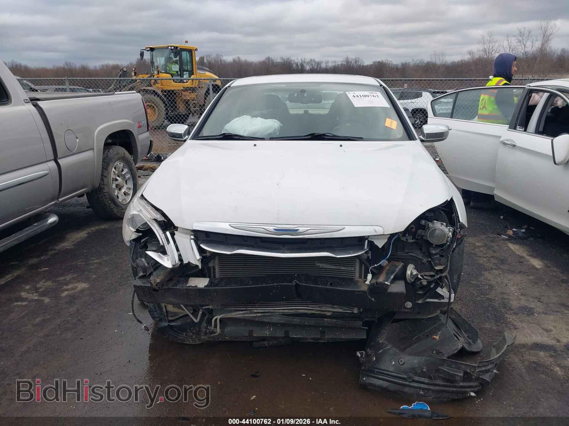 2012 CHRYSLER 200 - VIN: 1C3CCBCG8CN254110 - Фото 13
