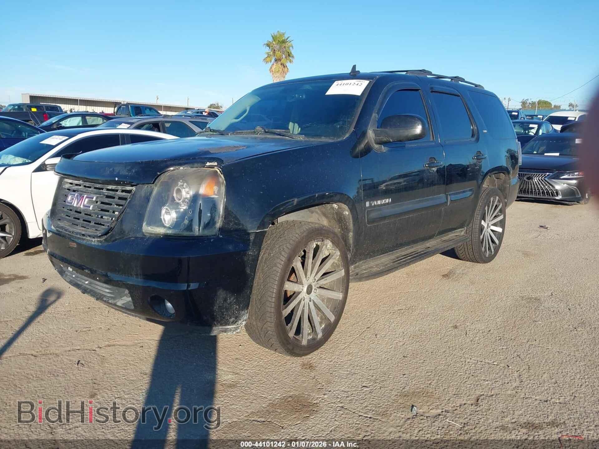 2008 GMC YUKON - VIN: 1GKFC13008R226893 - Фото 2