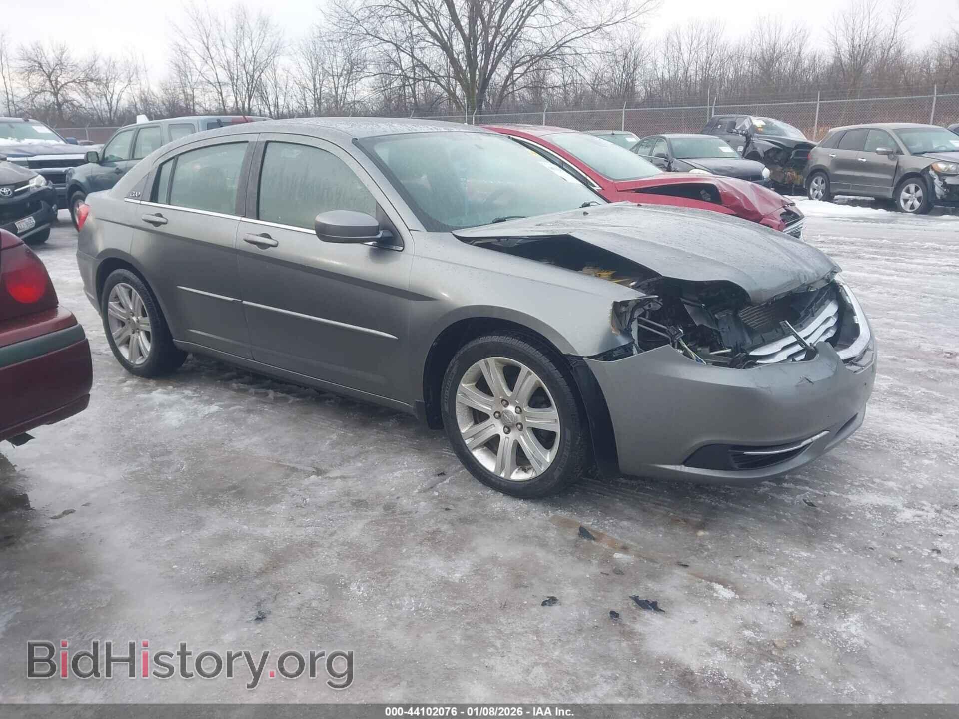 Фотография 1C3CCBBB7DN656014 - CHRYSLER 200 2013