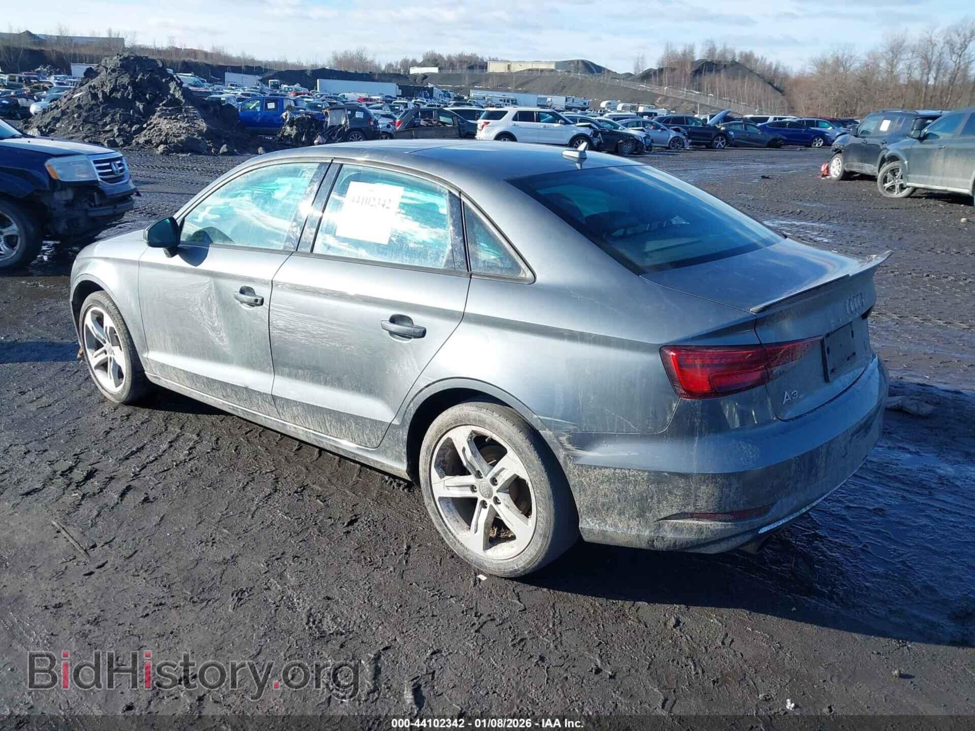 2018 AUDI A3 - VIN: WAUB8GFF9J1024084 - Фото 3