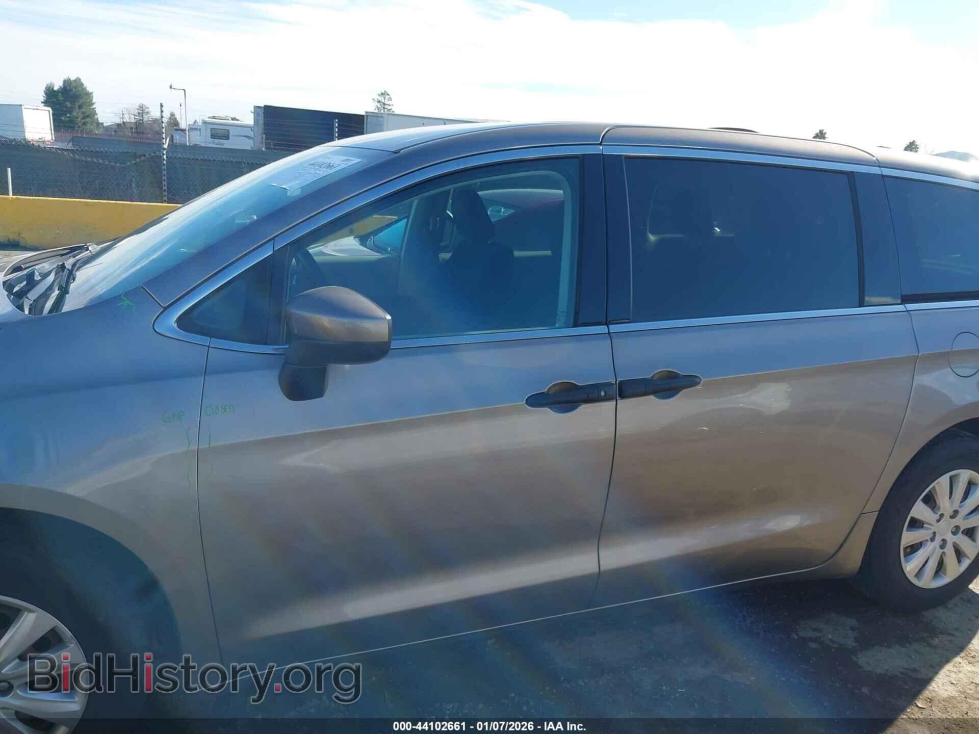 2018 CHRYSLER PACIFICA - VIN: 2C4RC1AG3JR122438 - Фото 14