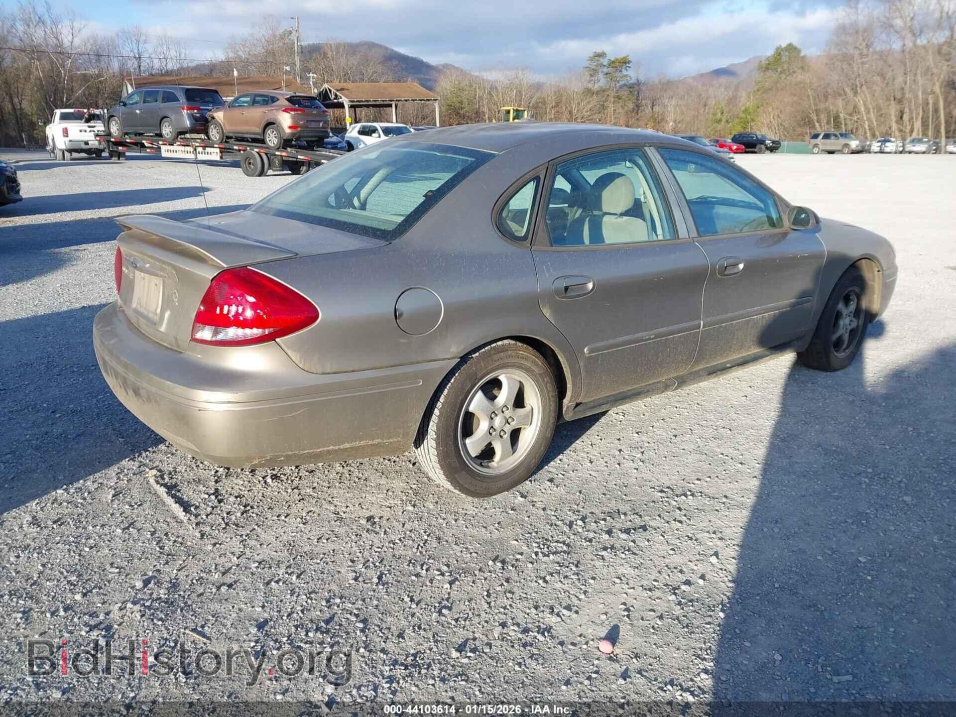 2005 FORD TAURUS - VIN: 1FAFP53UX5A292135 - Фото 4