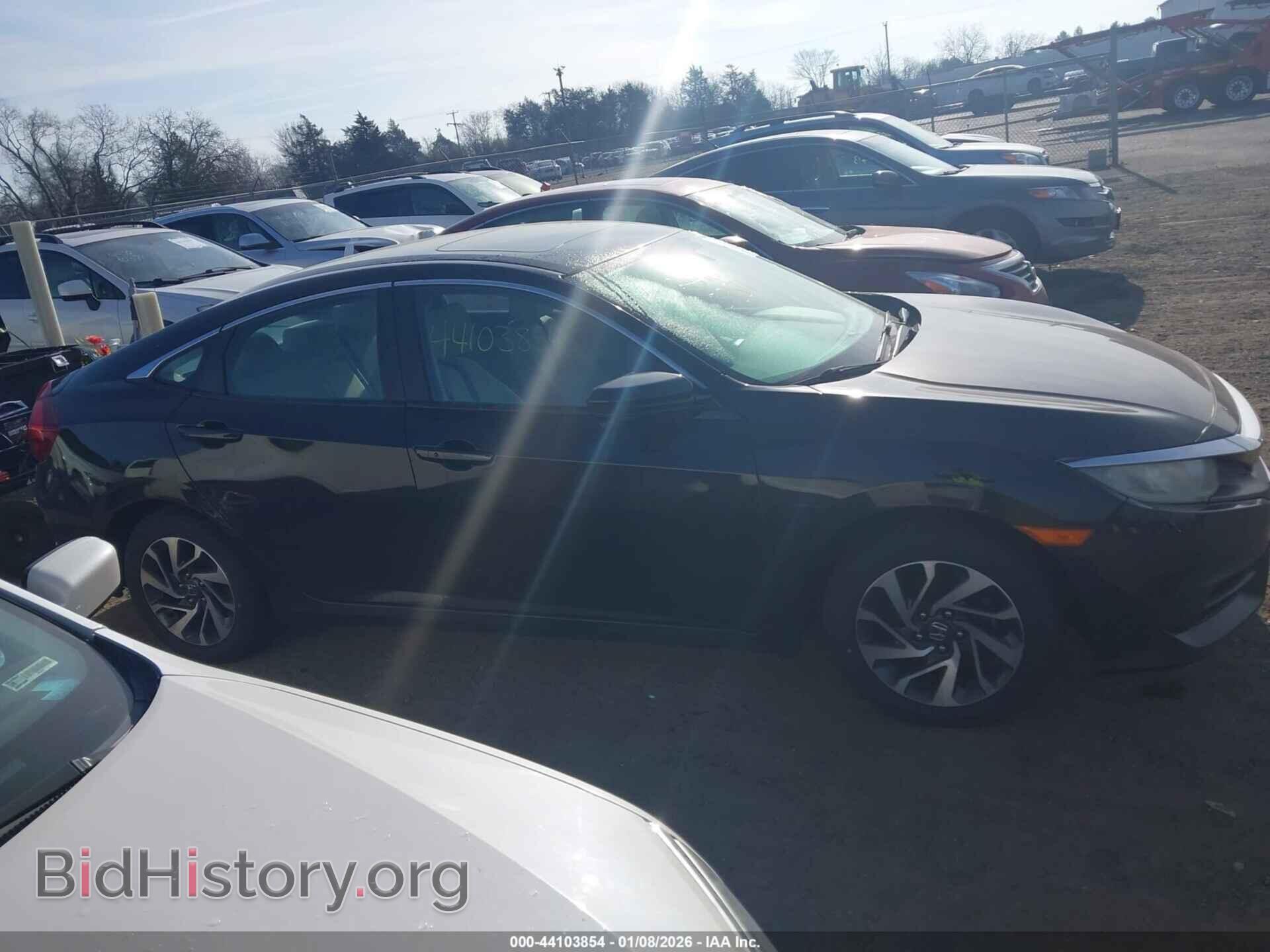 2016 HONDA CIVIC - VIN: 2HGFC2F74GH556028 - Фото 13