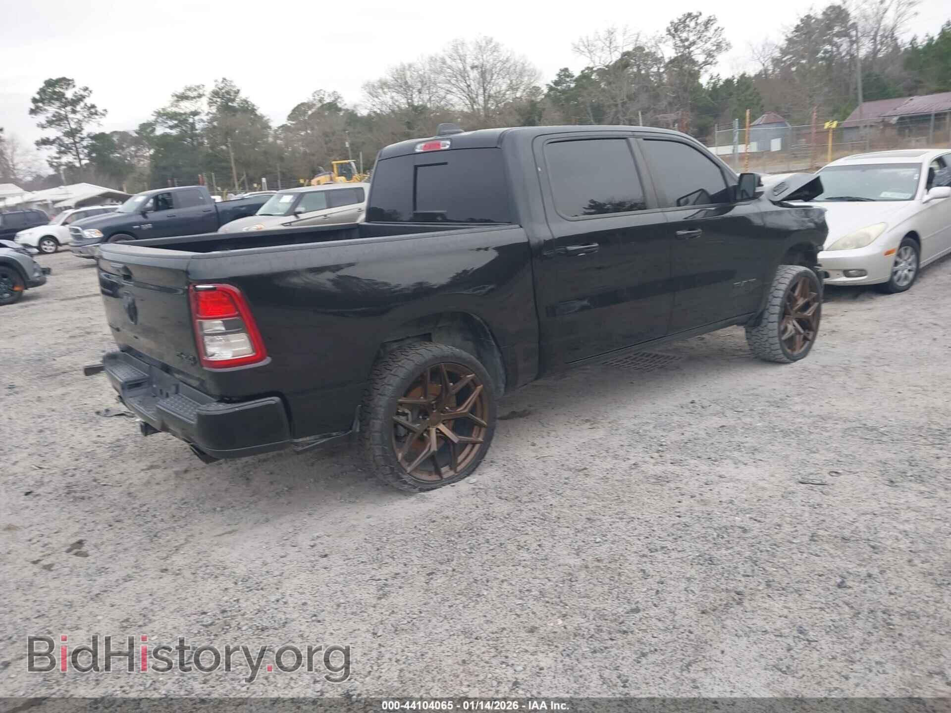 2020 RAM 1500 - VIN: 1C6SRFFT7LN241569 - Фото 4