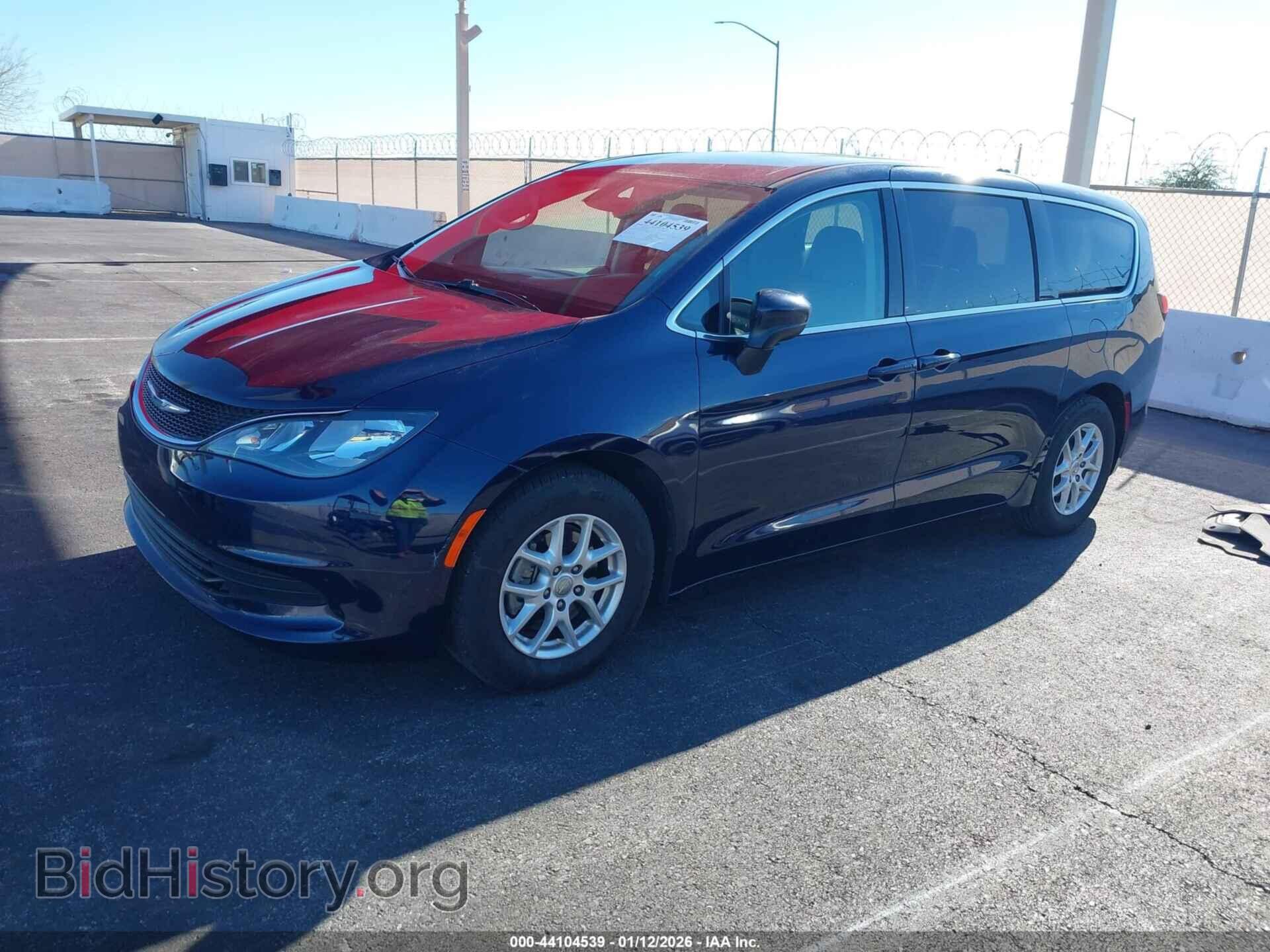 2017 CHRYSLER PACIFICA - VIN: 2C4RC1DG3HR756693 - Фото 2