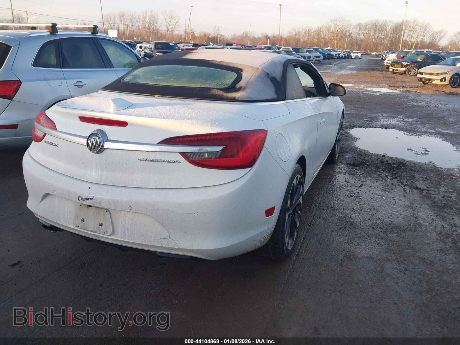 2016 BUICK CASCADA - VIN: W04WT3N53GG114576 - Photo 4