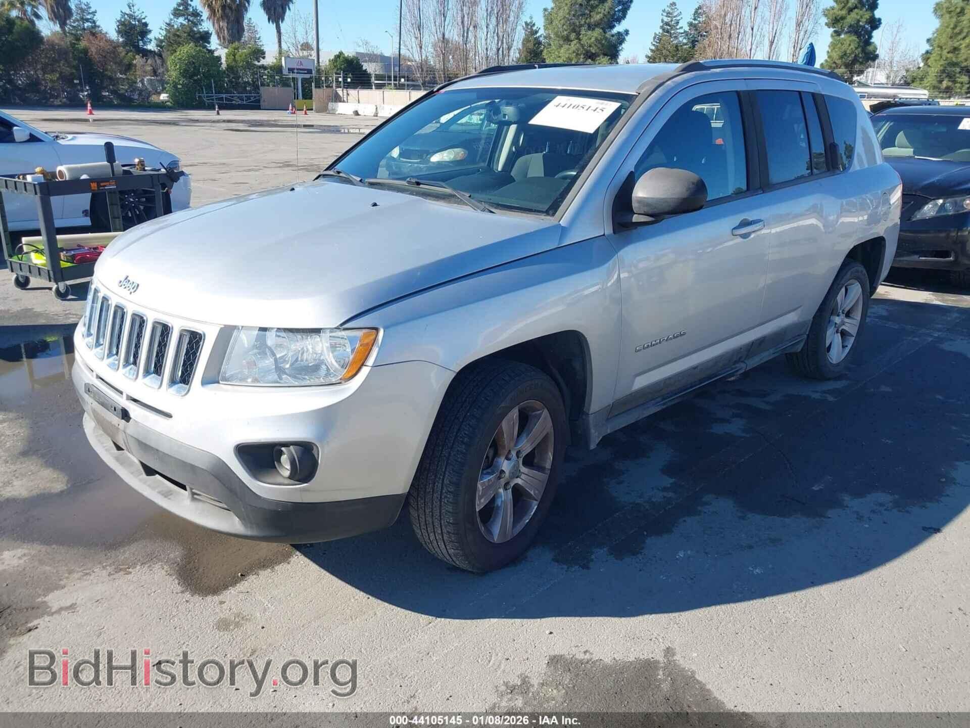 2012 JEEP COMPASS - VIN: 1C4NJDEB7CD638358 - Фото 2