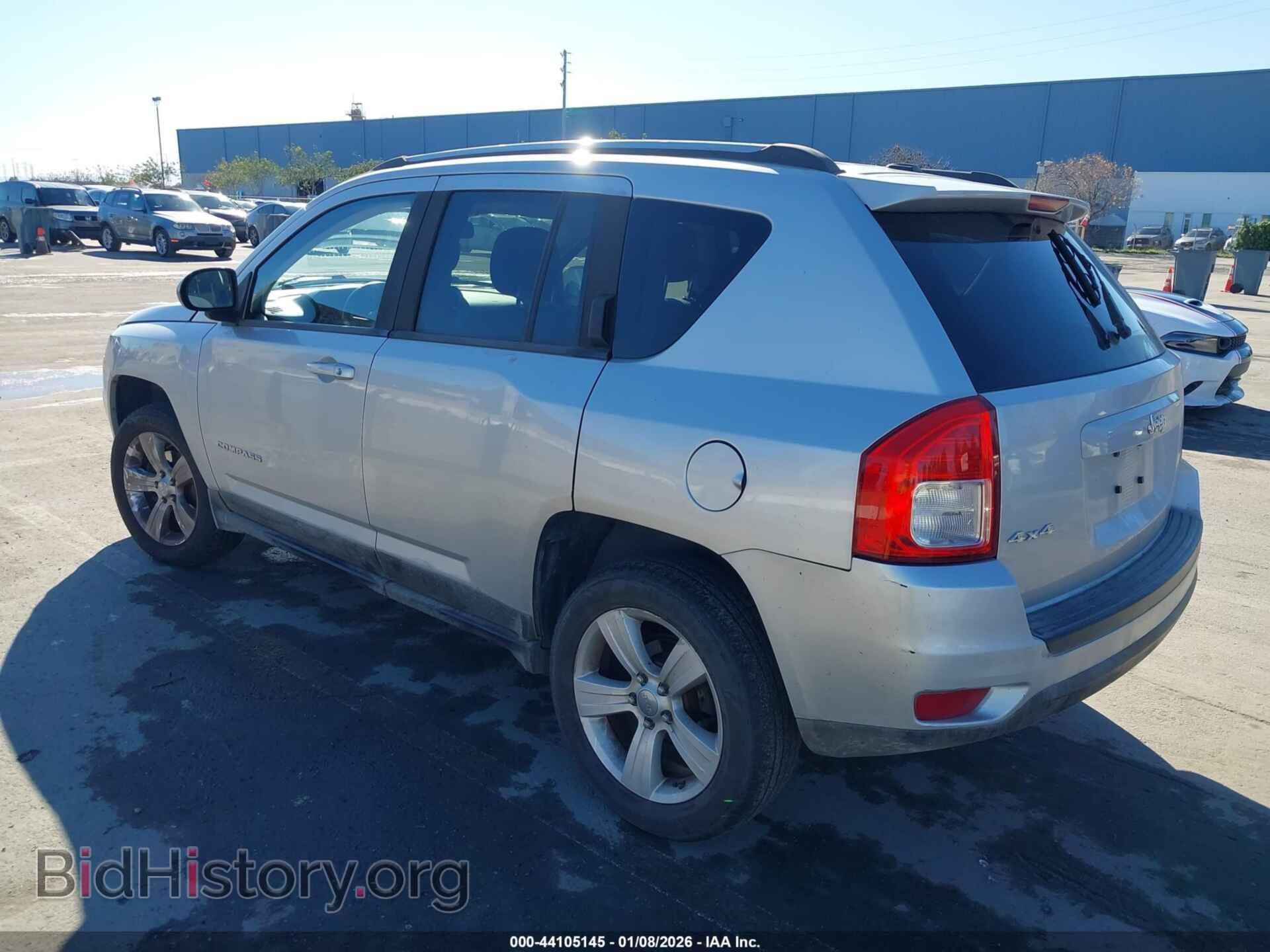 2012 JEEP COMPASS - VIN: 1C4NJDEB7CD638358 - Фото 3