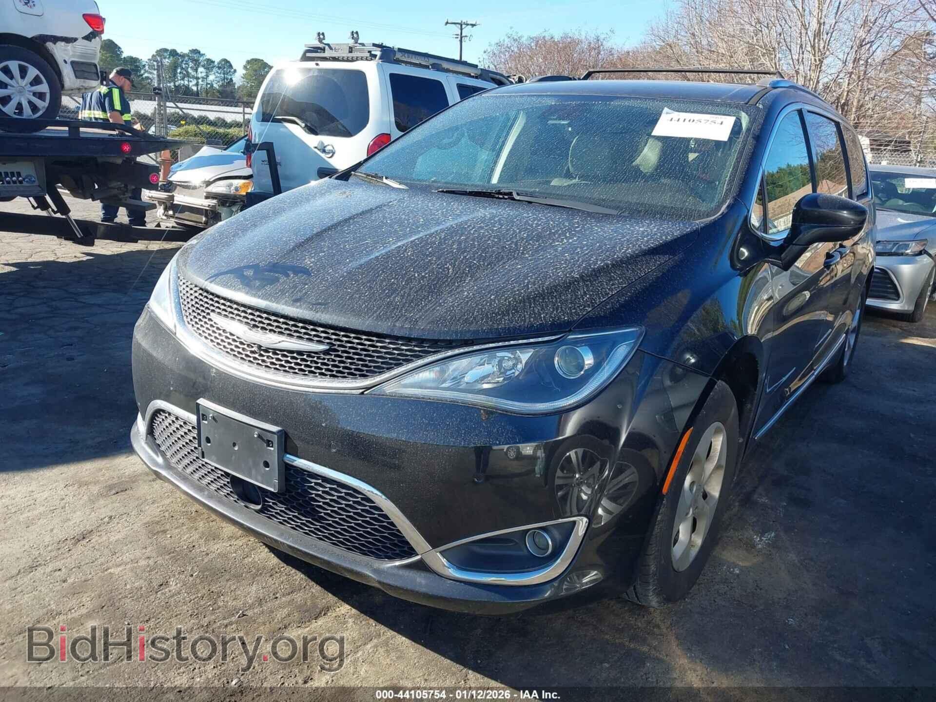 2017 CHRYSLER PACIFICA - VIN: 2C4RC1EG8HR614256 - Фото 2