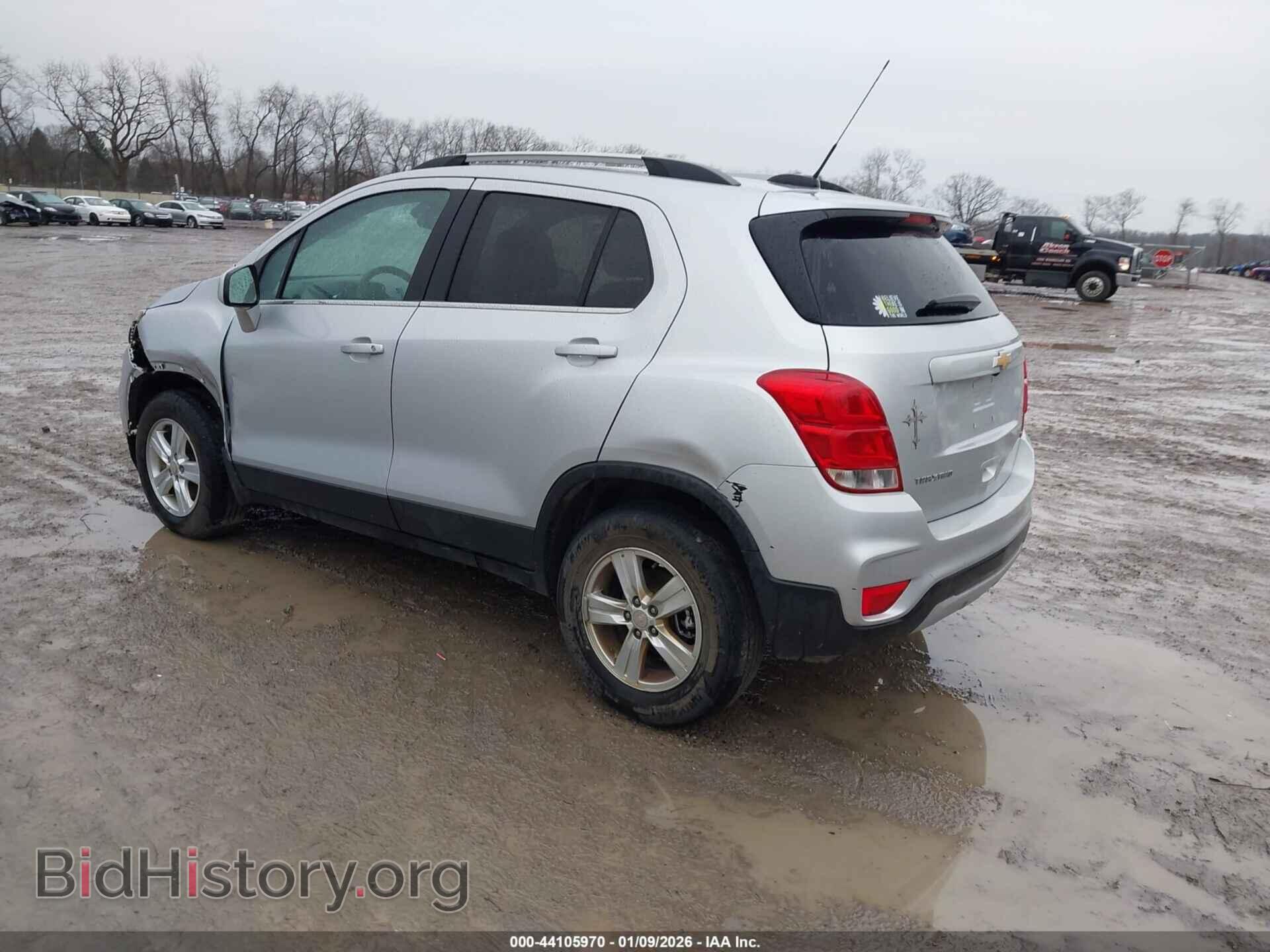 2017 CHEVROLET TRAX - VIN: 3GNCJPSB2HL131647 - Фото 3