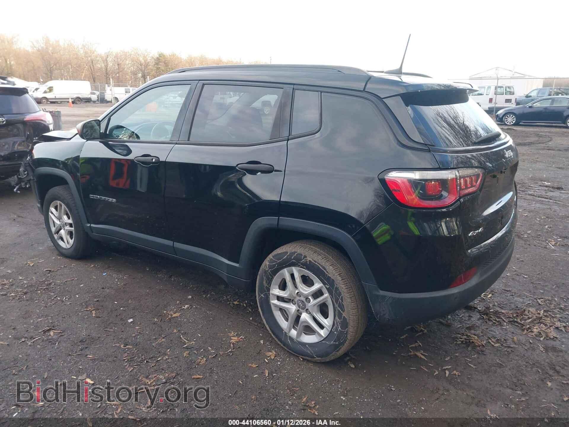 2018 JEEP COMPASS - VIN: 3C4NJDAB5JT103865 - Фото 3