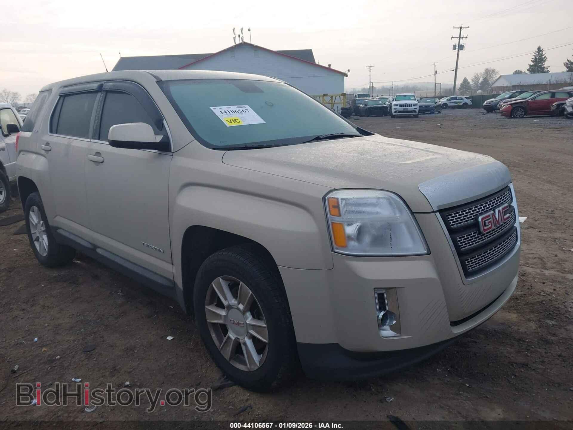 Фотография 2GKALMEK8C6374952 - GMC TERRAIN 2012