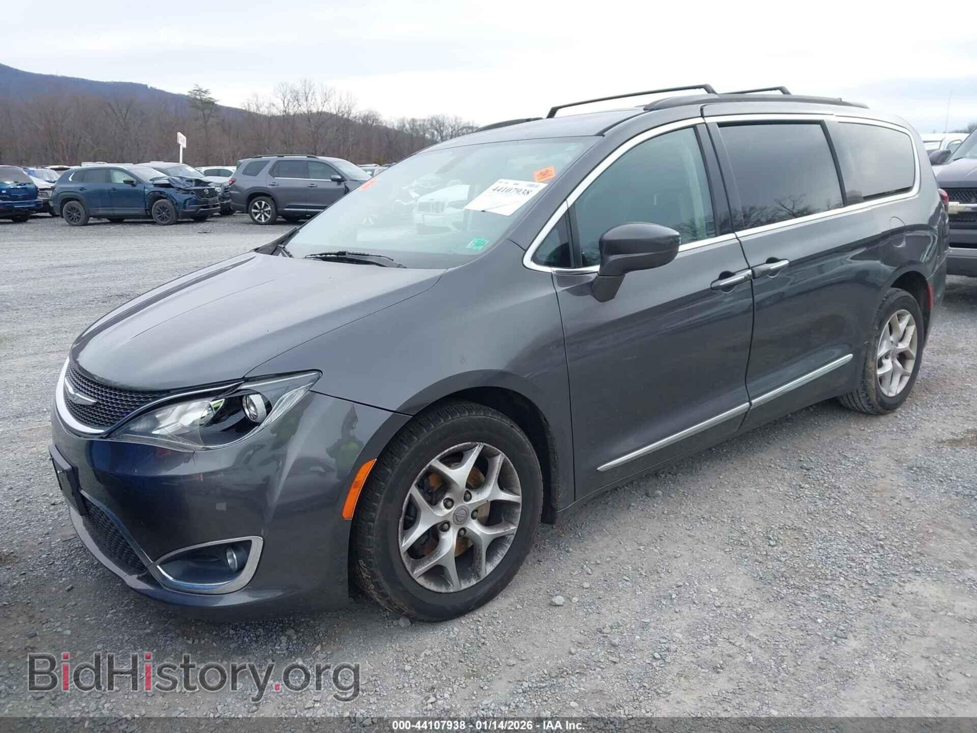 2017 CHRYSLER PACIFICA - VIN: 2C4RC1BG4HR729442 - Photo 2