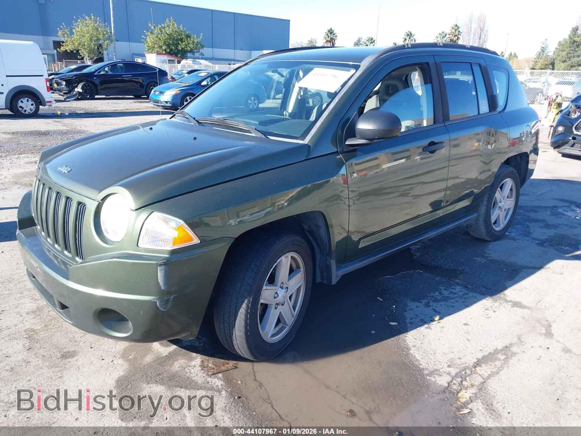 2007 JEEP COMPASS - VIN: 1J8FF47W87D422796 - Фото 2