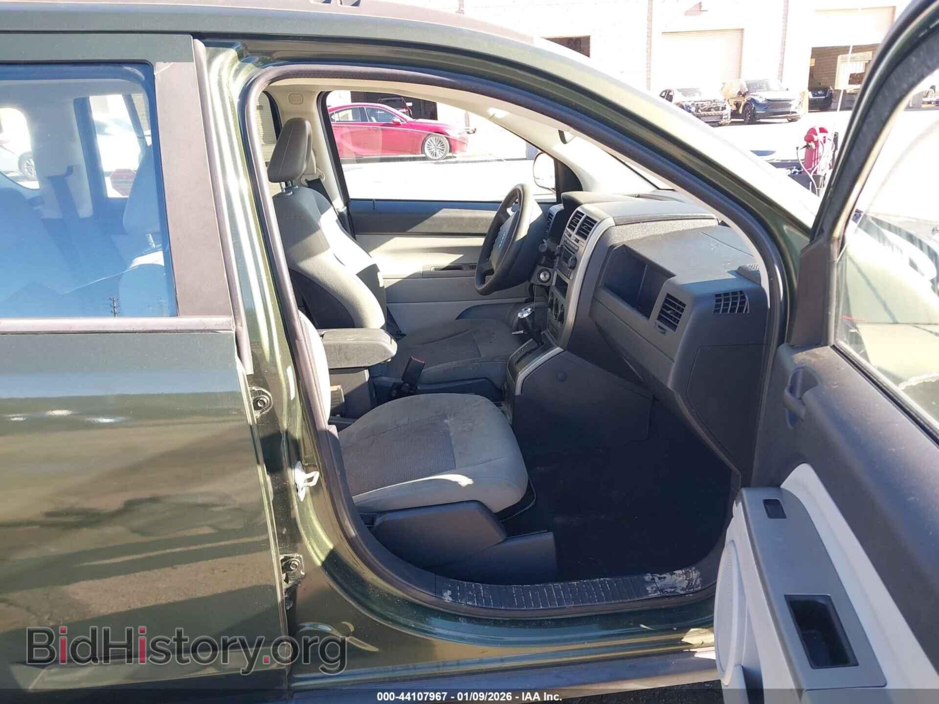 2007 JEEP COMPASS - VIN: 1J8FF47W87D422796 - Фото 5