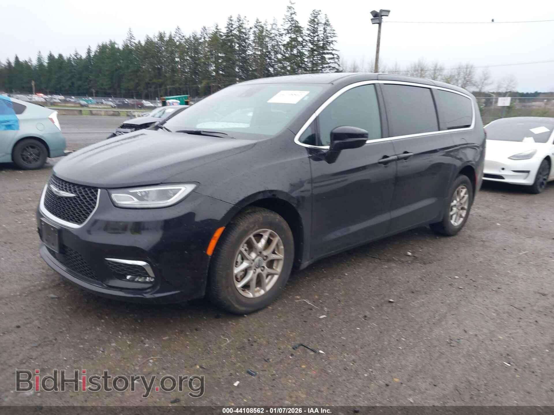 2025 CHRYSLER PACIFICA - VIN: 2C4RC1BG6SR556126 - Фото 2