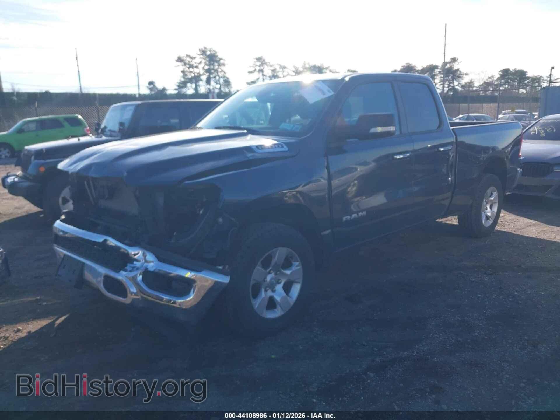 2019 RAM 1500 - VIN: 1C6RRFBG4KN908071 - Фото 2