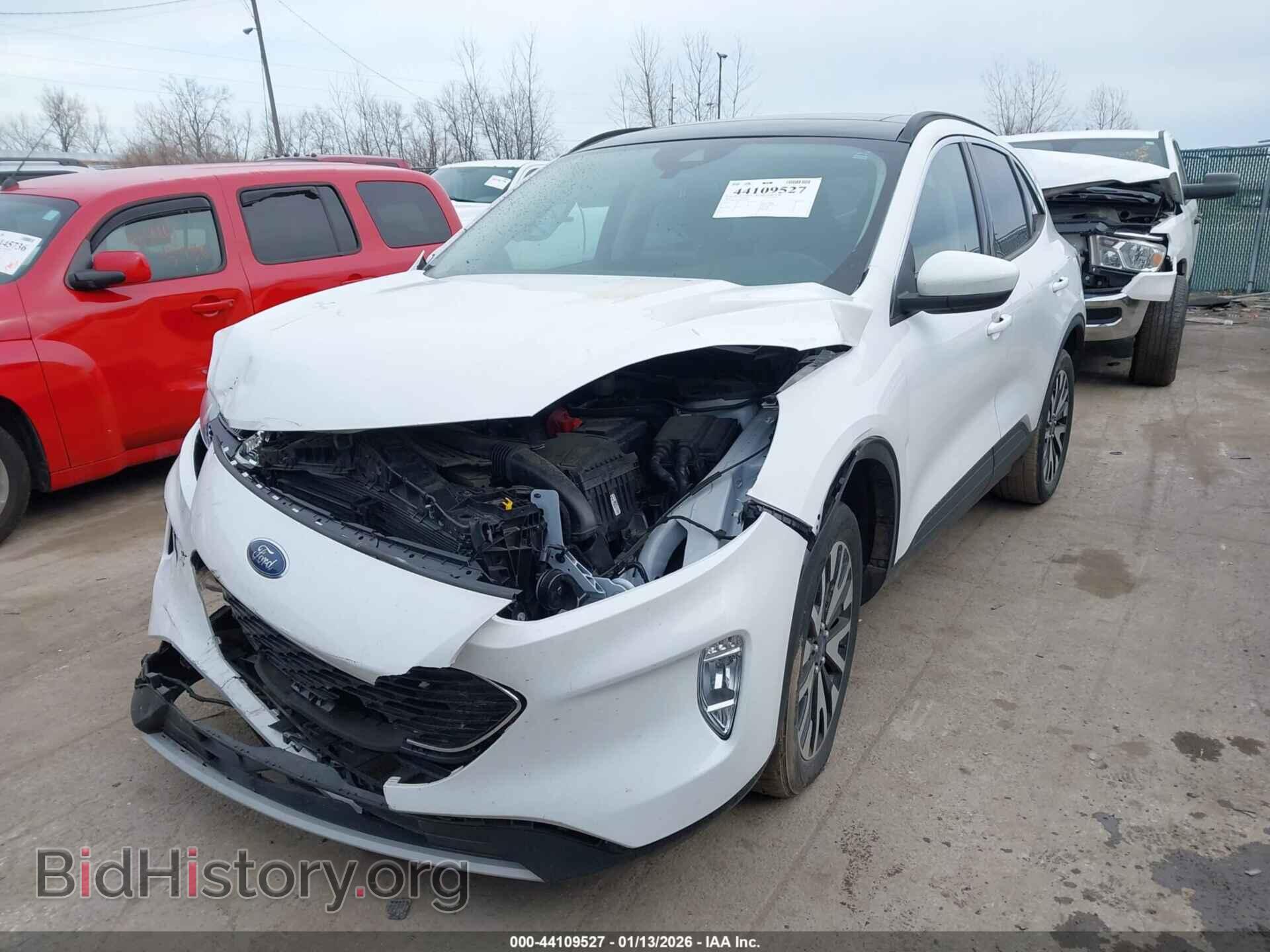 2020 FORD ESCAPE - VIN: 1FMCU9H98LUB22977 - Фото 2