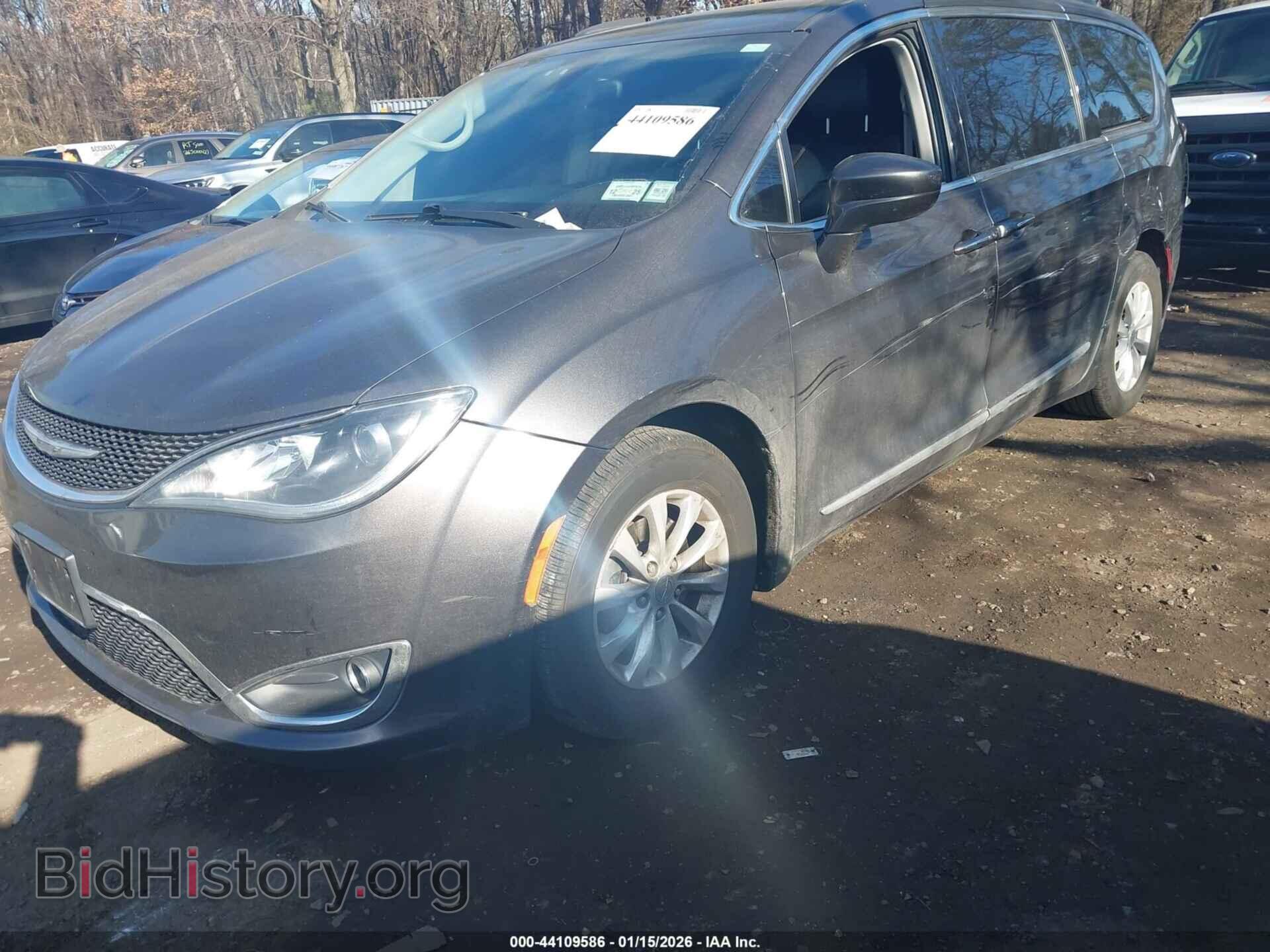 2017 CHRYSLER PACIFICA - VIN: 2C4RC1BG6HR805243 - Фото 2
