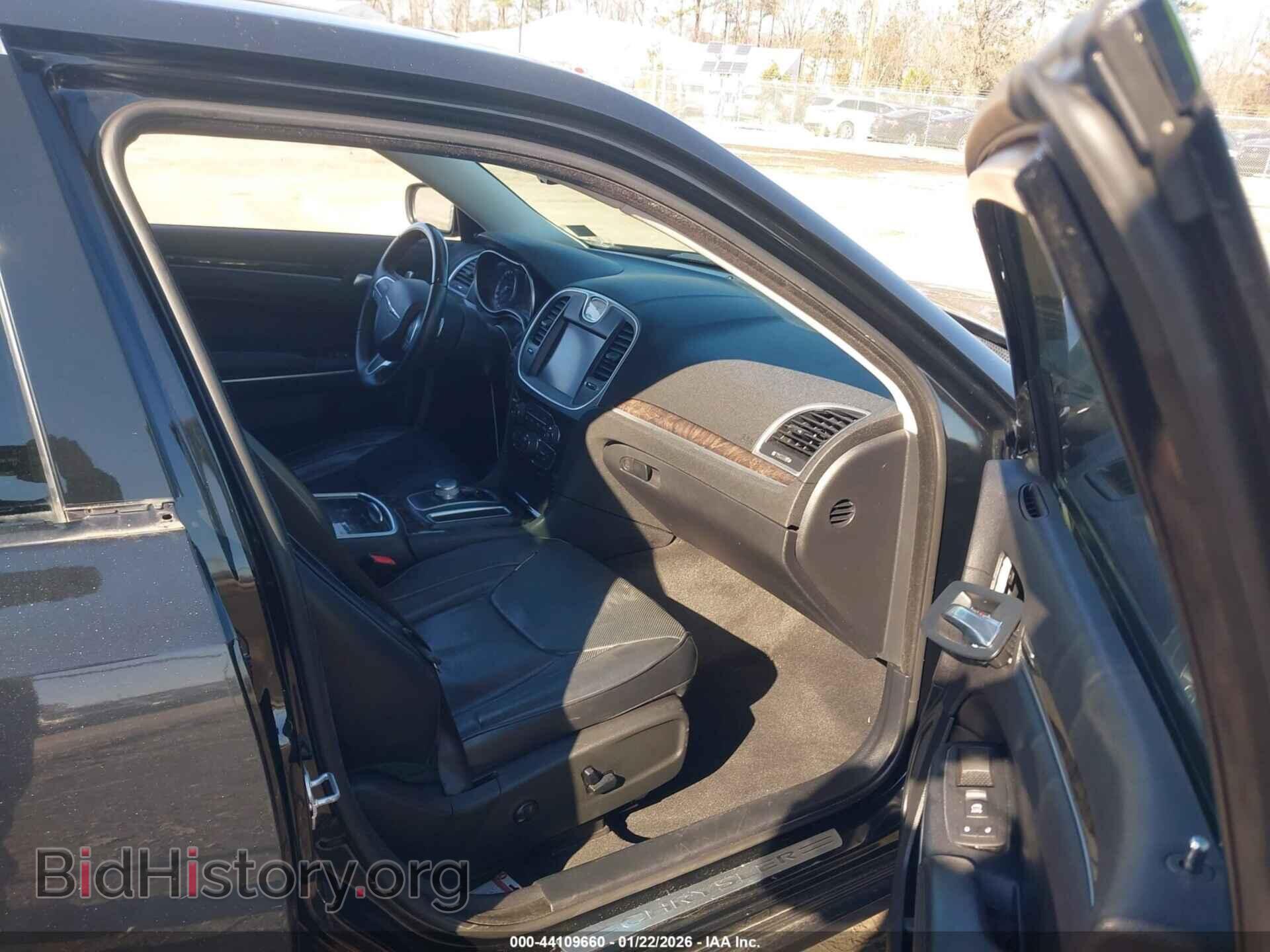 2015 CHRYSLER 300C - VIN: 2C3CCAET3FH860030 - Фото 5