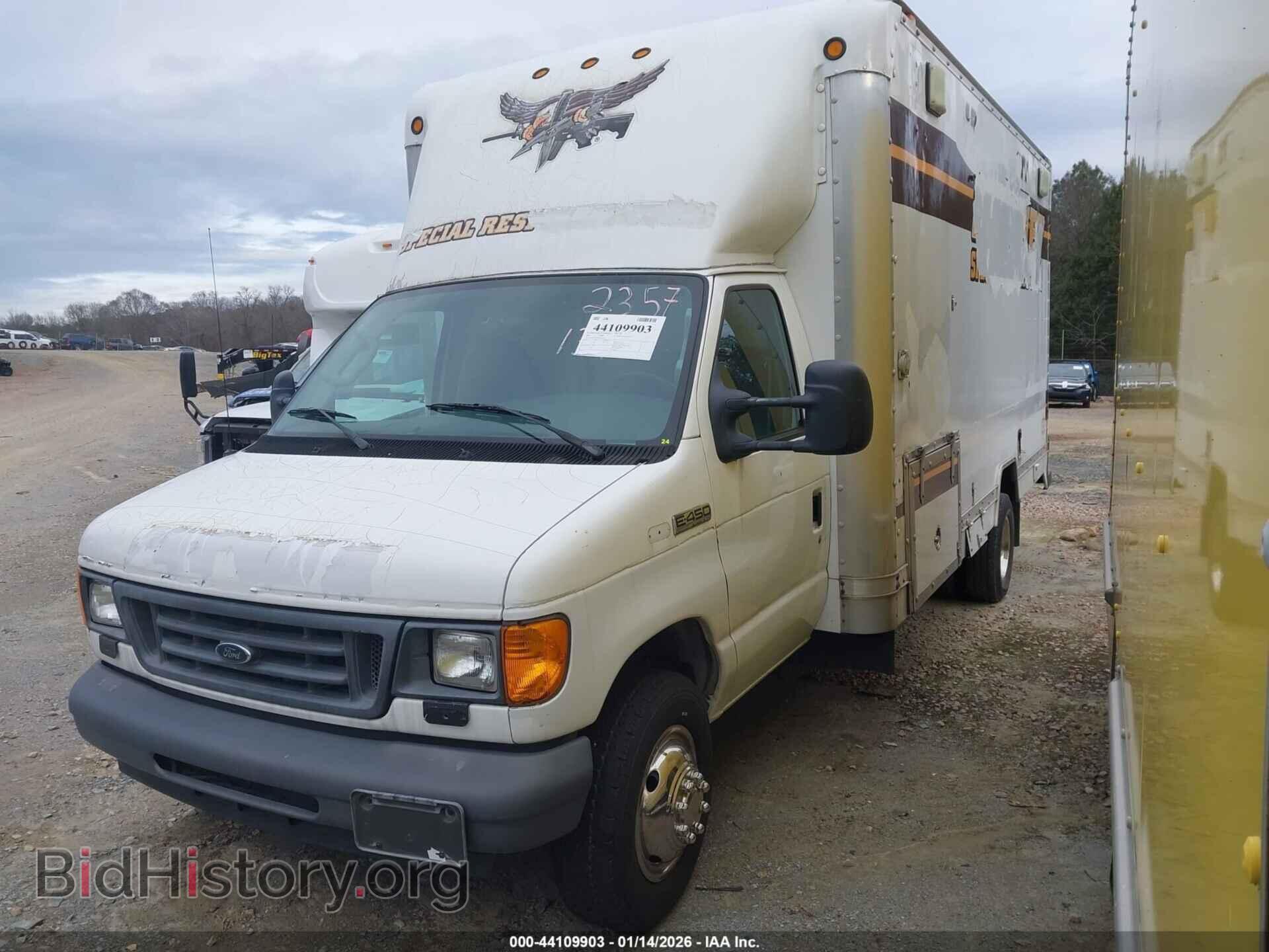 2007 FORD E-450 CUTAWAY - VIN: 1FDXE45P37DA13711 - Фото 2