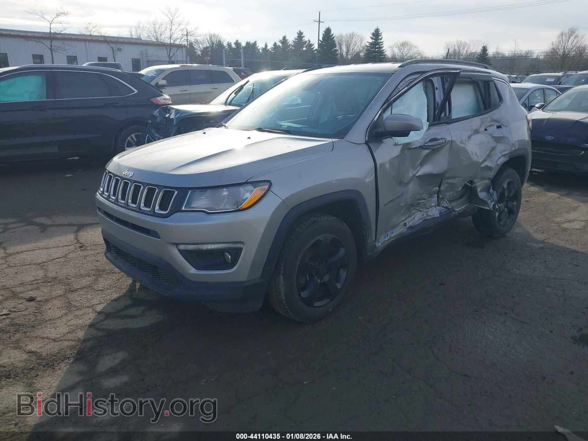 2018 JEEP COMPASS - VIN: 3C4NJDBB2JT349366 - Фото 2