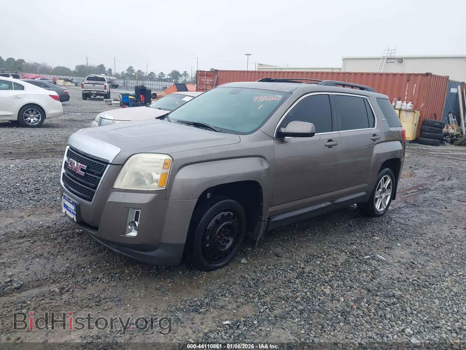 2011 GMC TERRAIN - VIN: 2CTFLUE52B6315197 - Фото 2