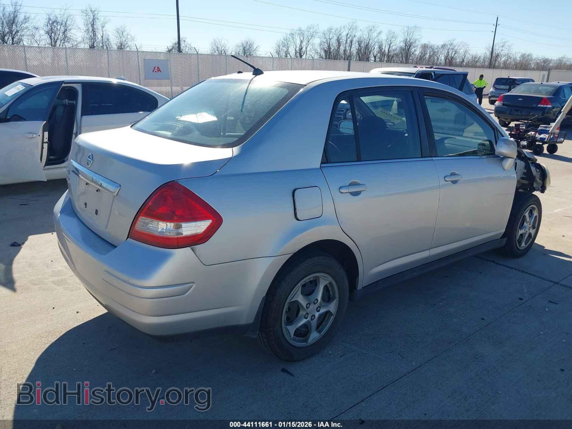 2008 NISSAN VERSA - VIN: 3N1BC11E38L447150 - Фото 4