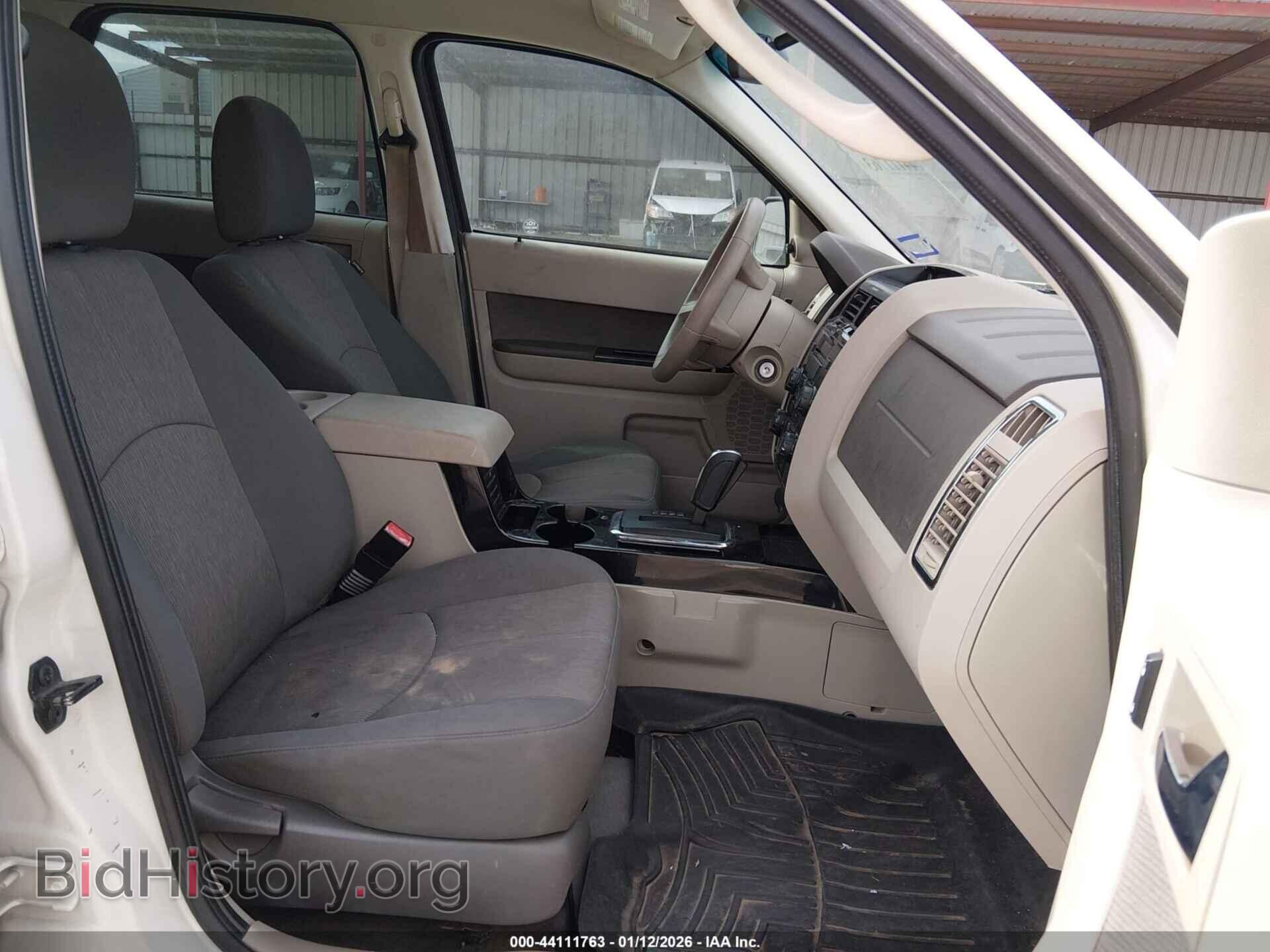 2011 MAZDA TRIBUTE - VIN: 4F2CY0C77BKM04936 - Фото 5