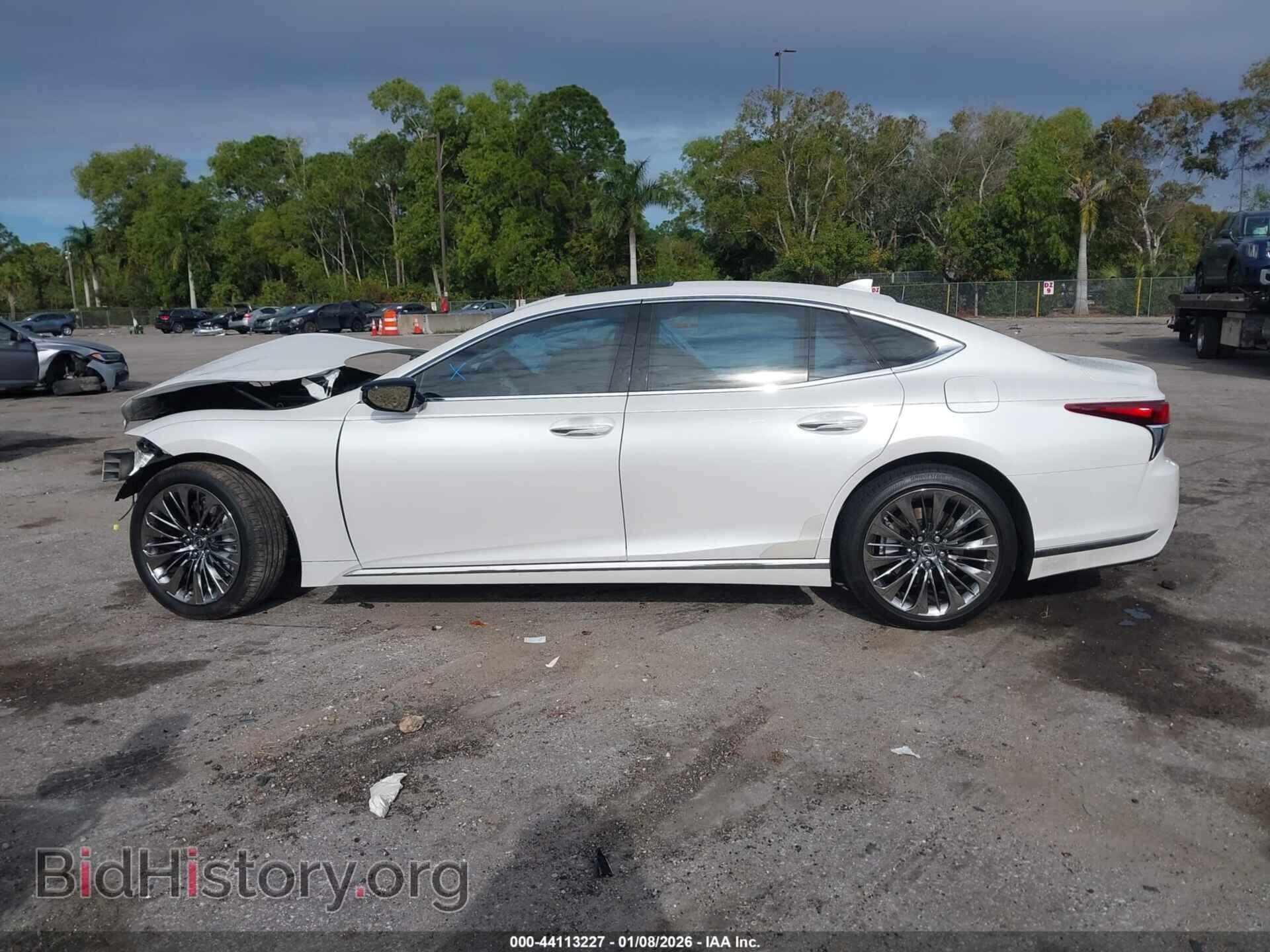 2020 LEXUS LS 500 - VIN: JTHD51FF3L5011097 - Photo 13