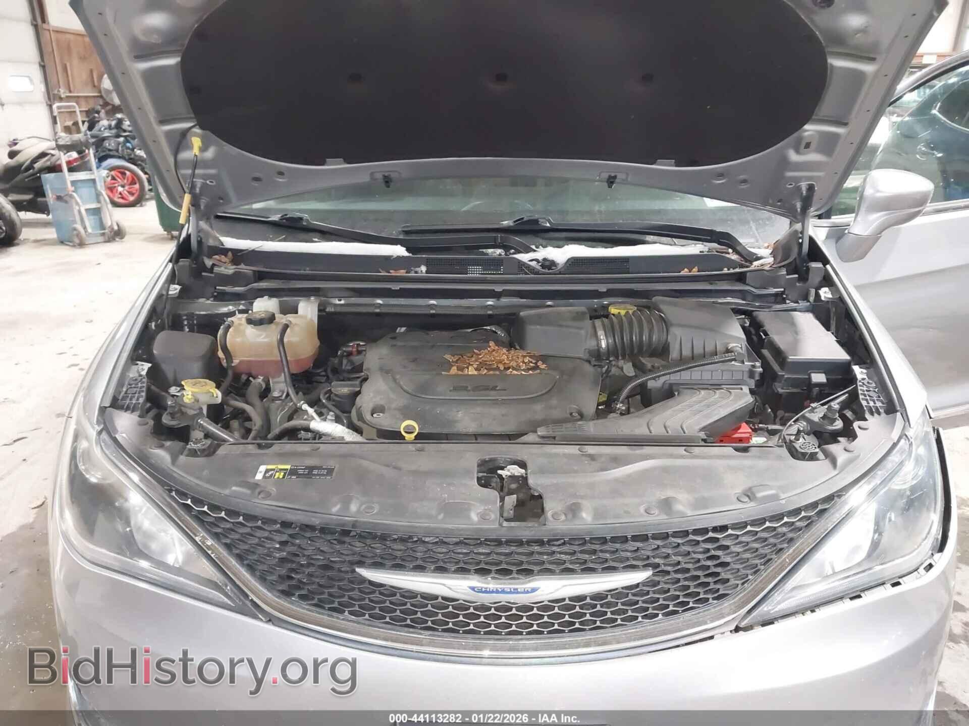 2019 CHRYSLER PACIFICA - VIN: 2C4RC1BG6KR582953 - Фото 10