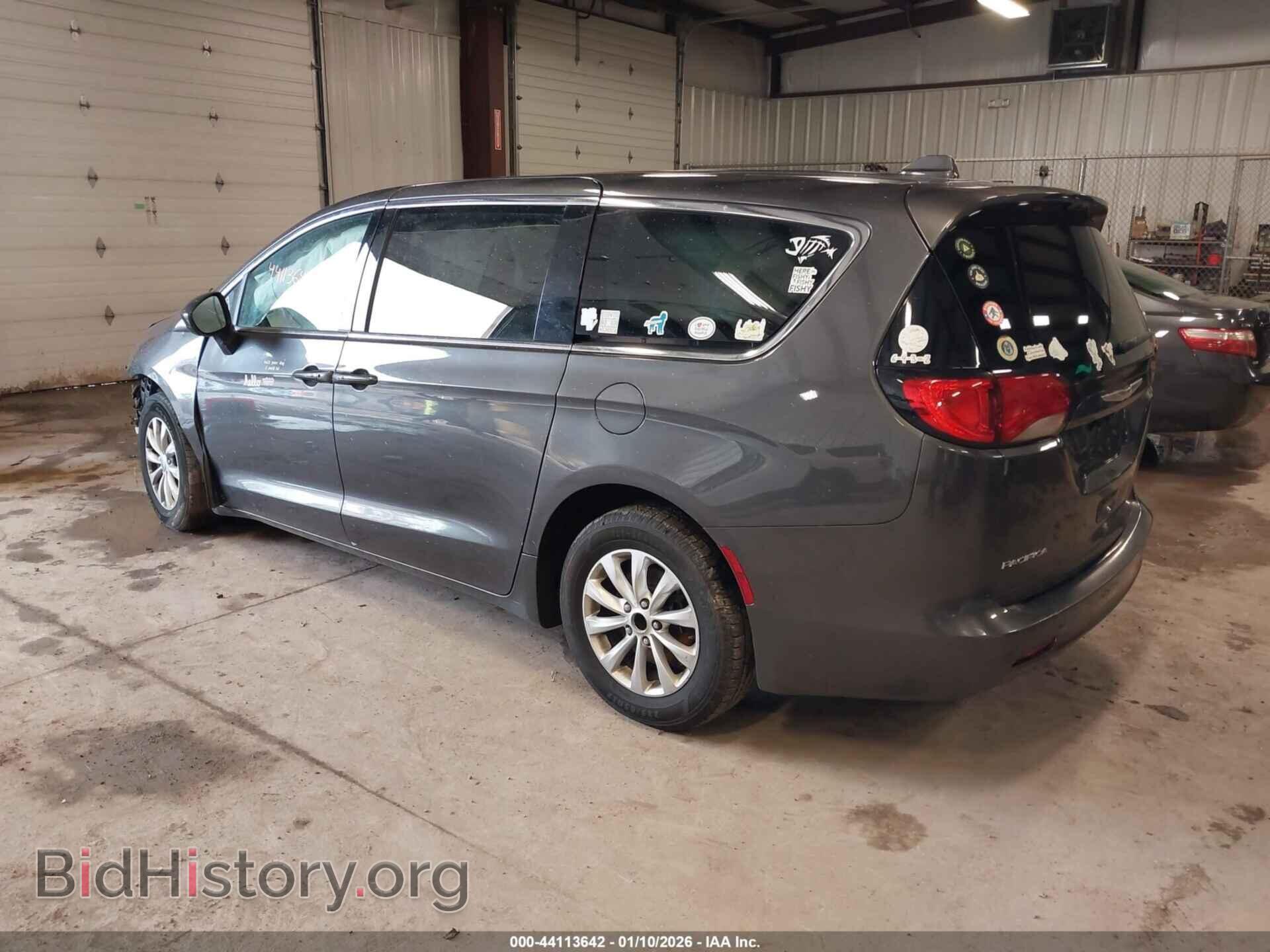2017 CHRYSLER PACIFICA - VIN: 2C4RC1DG5HR676229 - Фото 3
