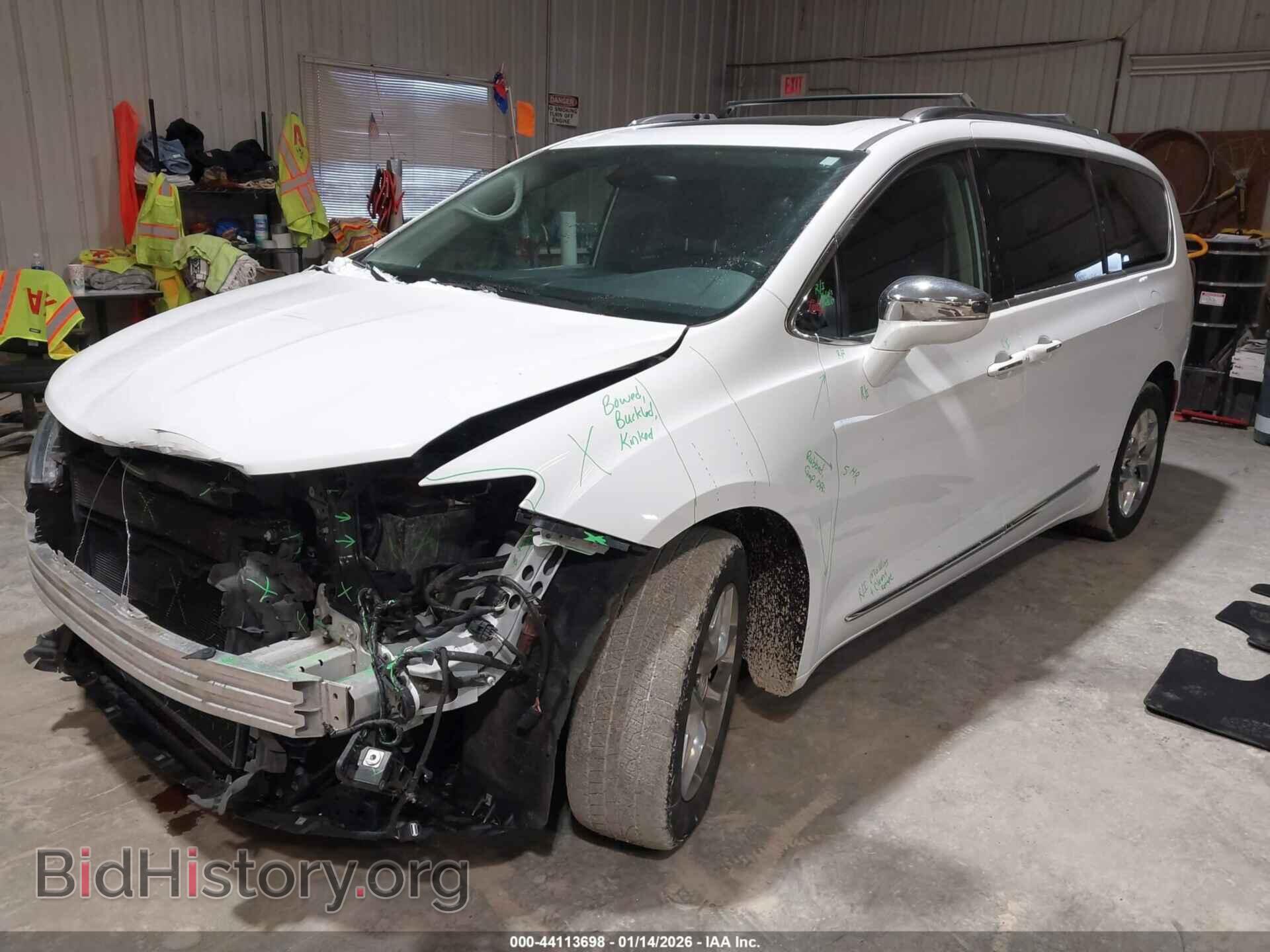 2018 CHRYSLER PACIFICA - VIN: 2C4RC1GG6JR232746 - Фото 2