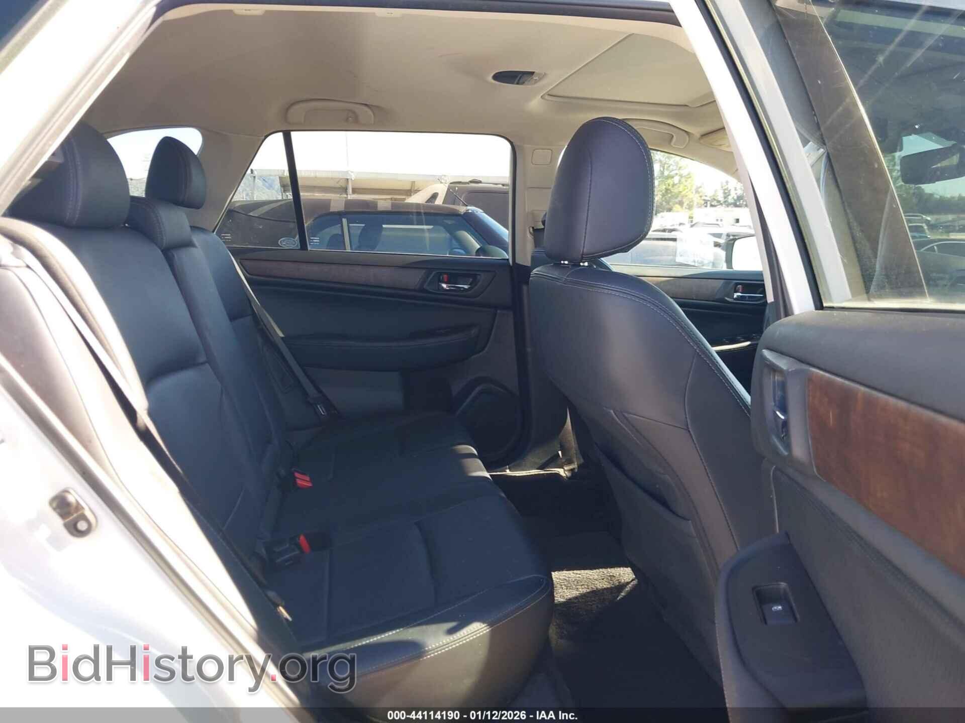 2017 SUBARU OUTBACK - VIN: 4S4BSANC3H3326800 - Фото 8